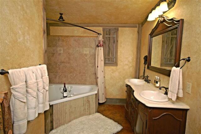 Country Inn Cottages photo 13