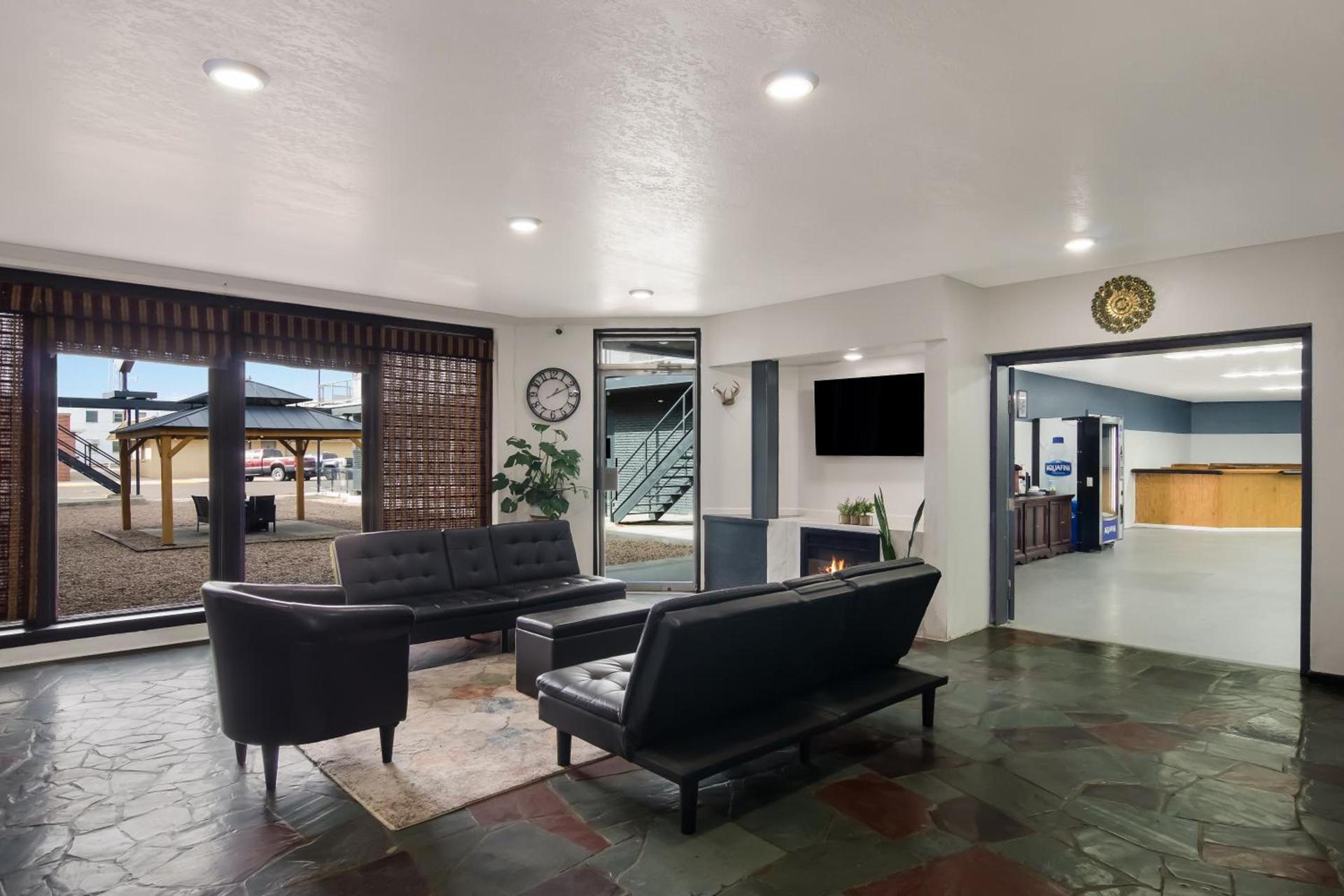Rodeway Inn & Suites Sidney Historic Downtown I-80 photo 66