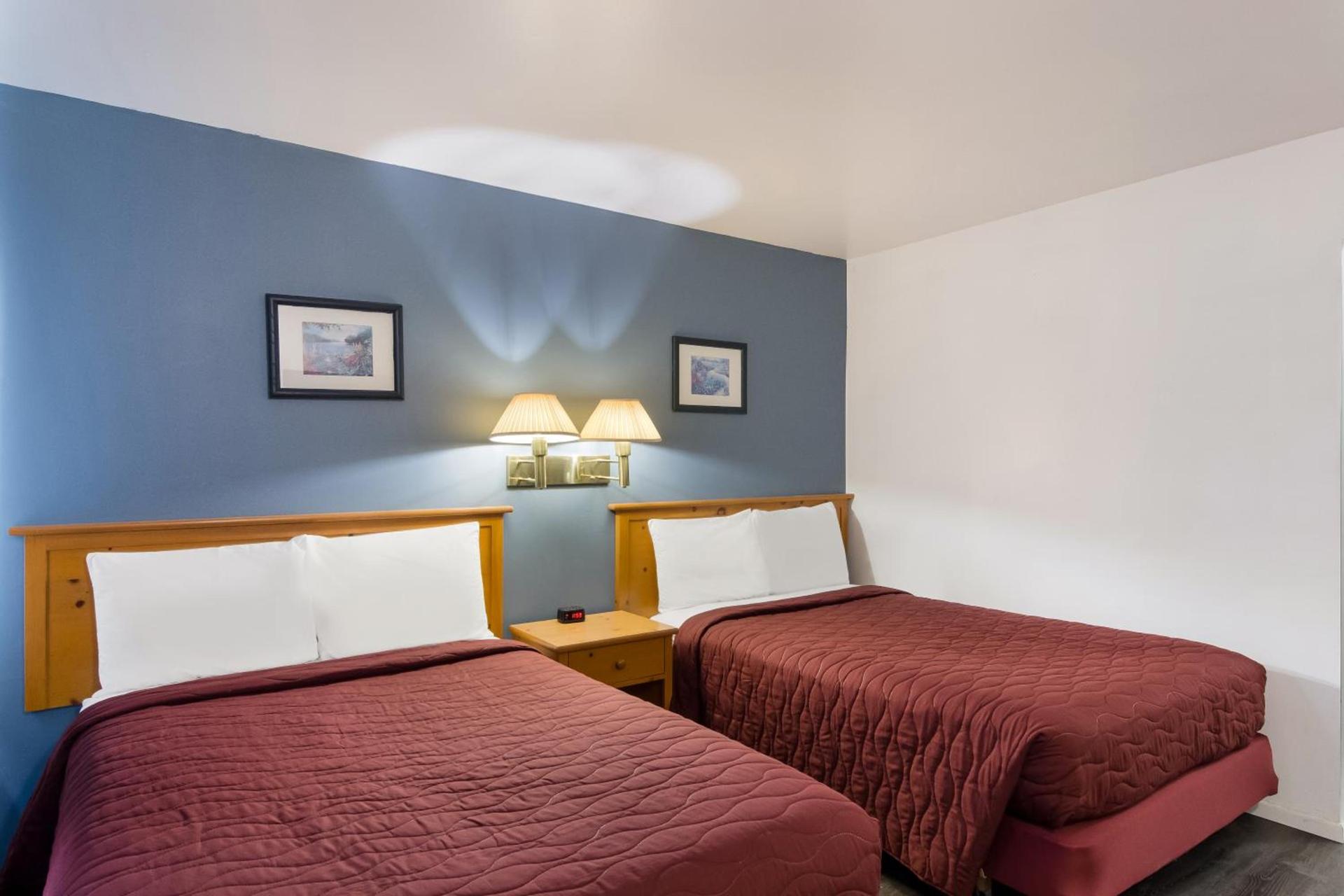 Rodeway Inn & Suites Sidney Historic Downtown I-80 photo 69