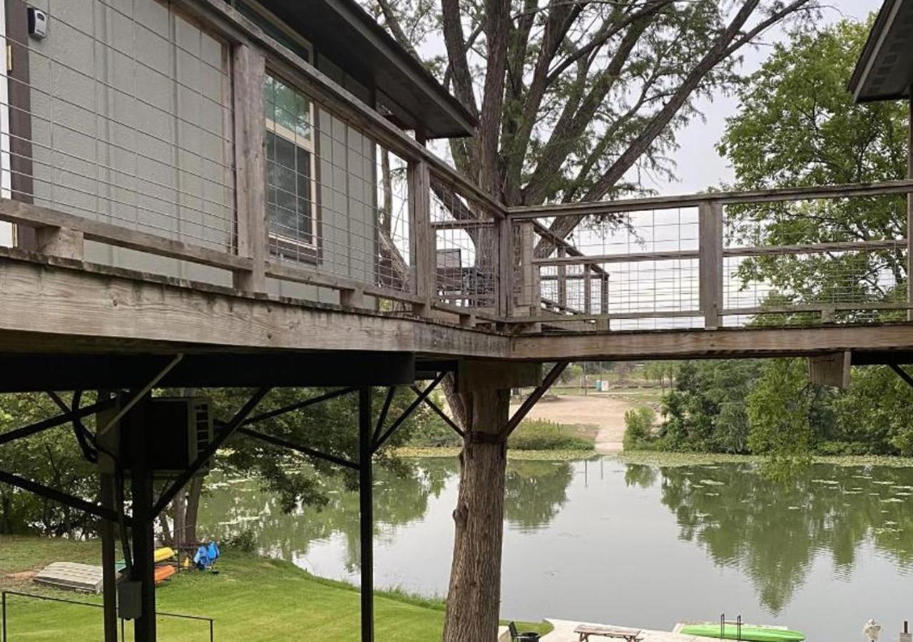 Treetop River Cabins on the Guadalupe River photo 4