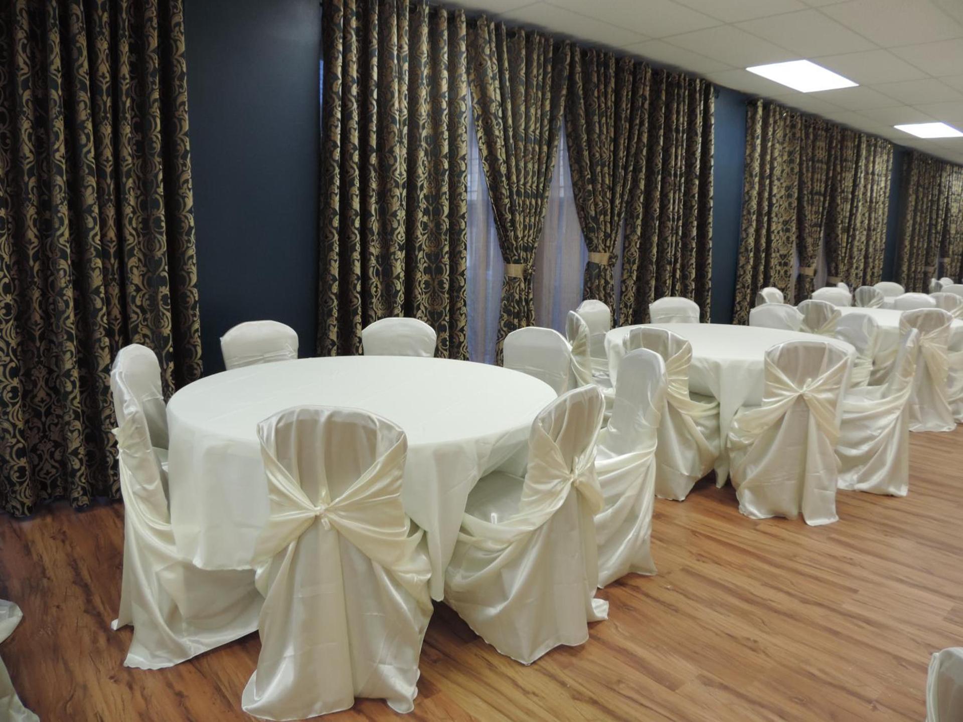 Airport Inn photo 17