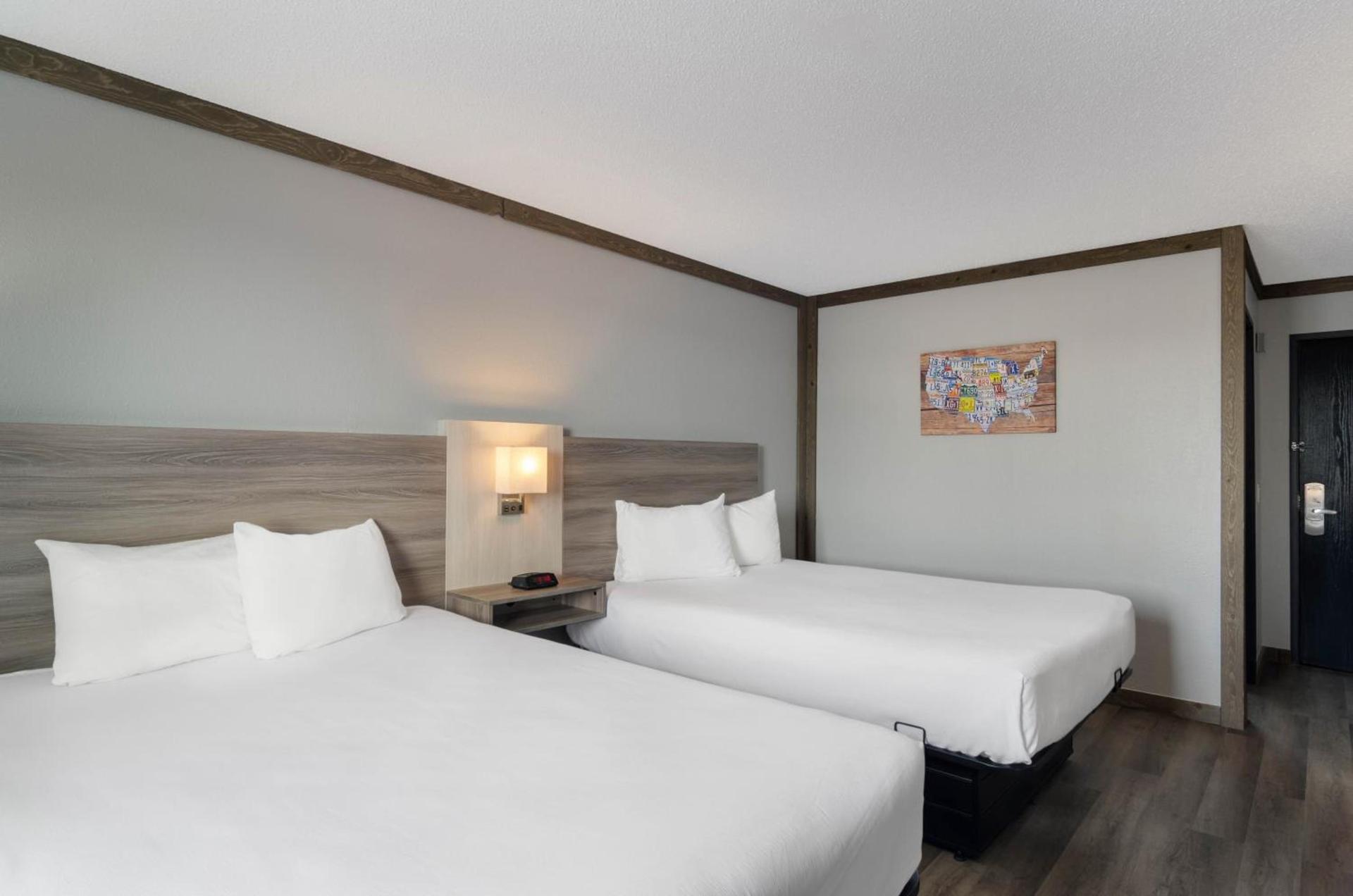 Econo Lodge Scottsbluff photo 36