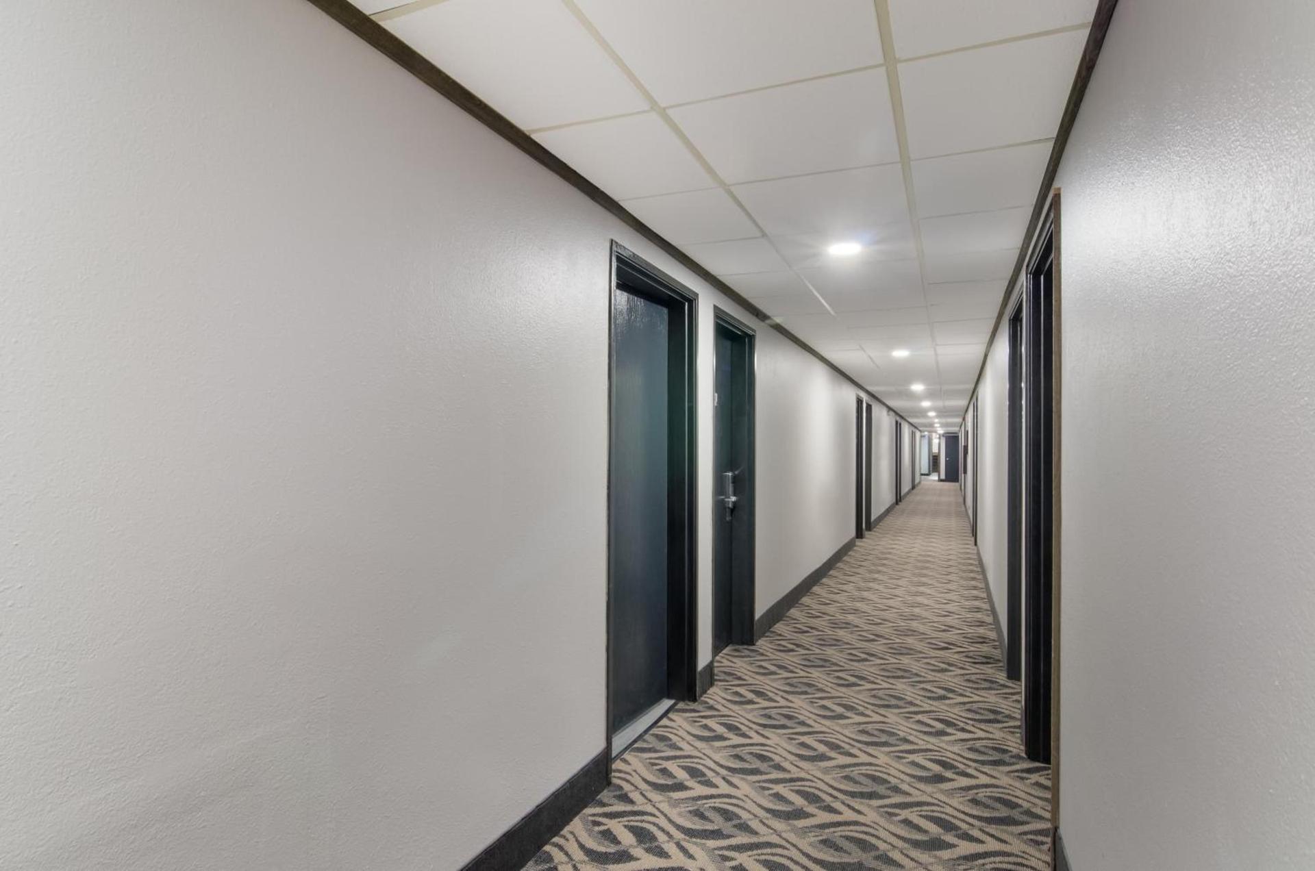 Econo Lodge Scottsbluff photo 55