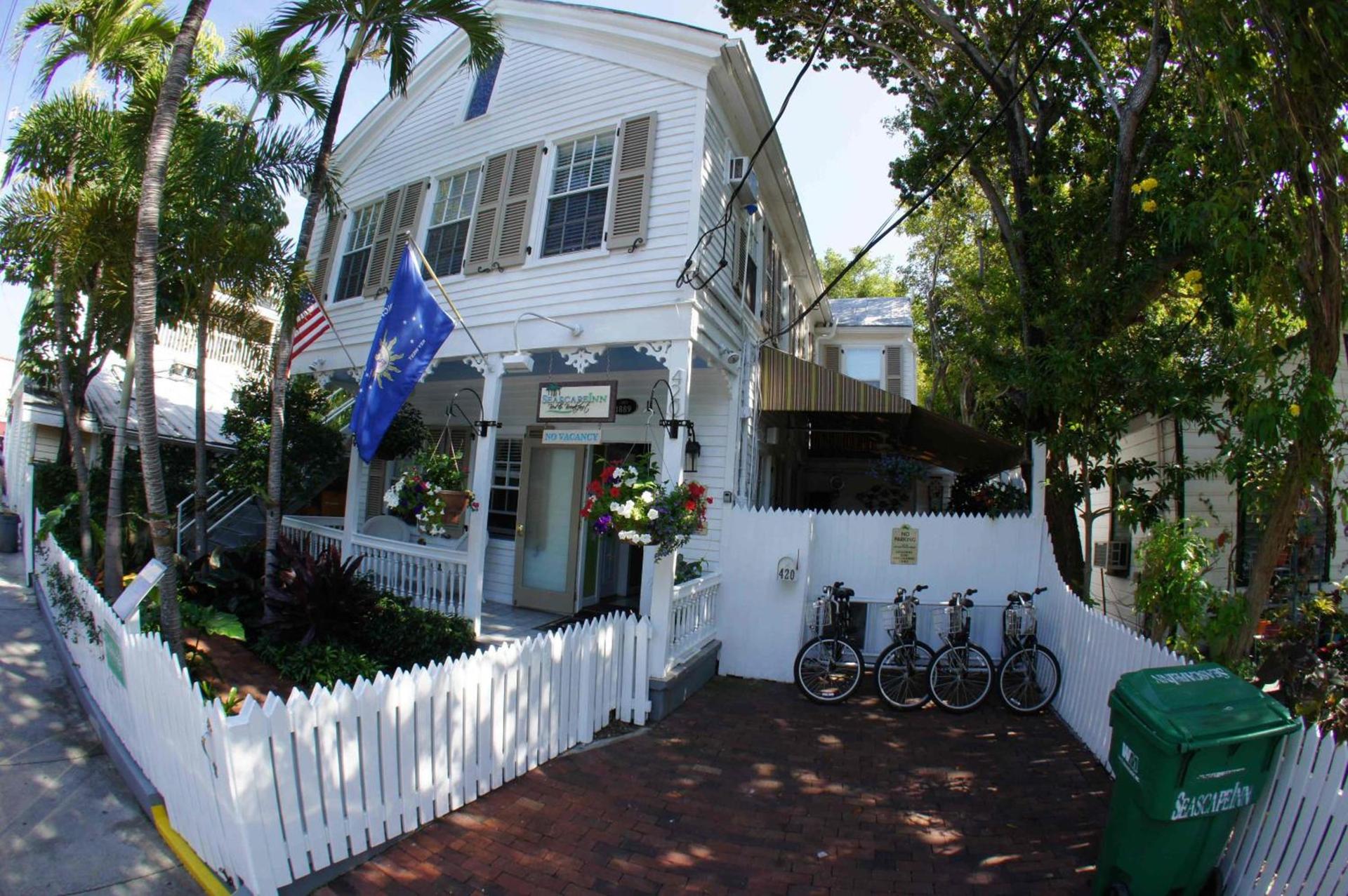 Seascape Tropical Inn photo 51