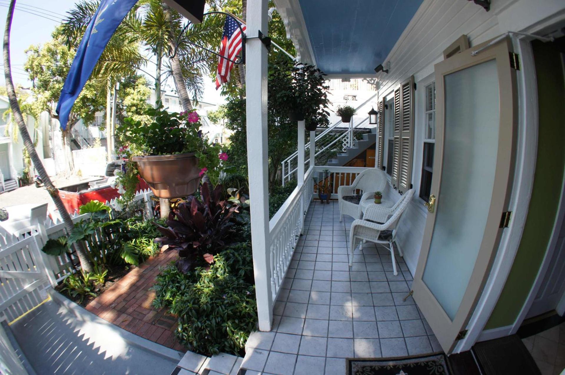 Seascape Tropical Inn photo 57