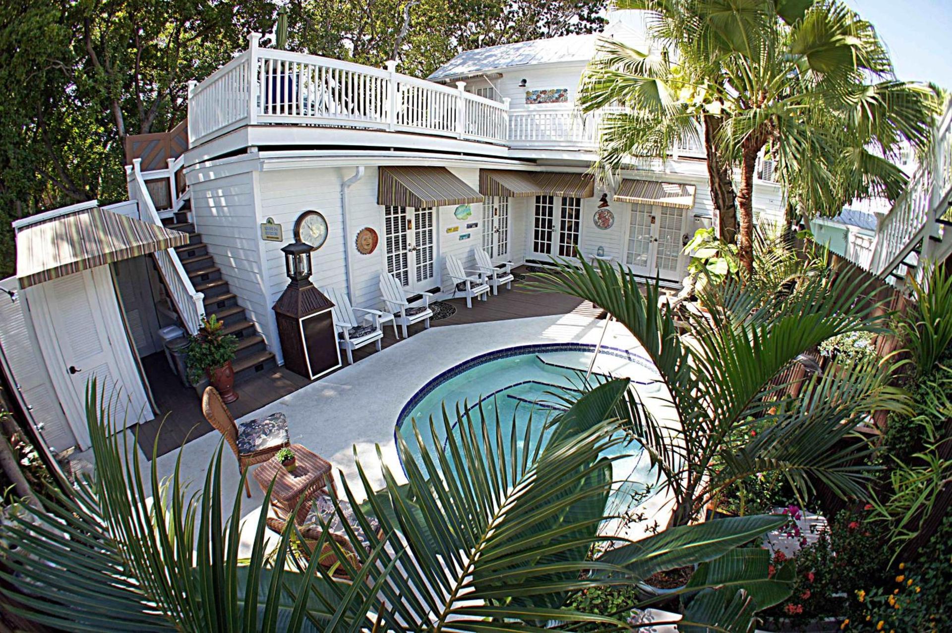 Seascape Tropical Inn photo 33