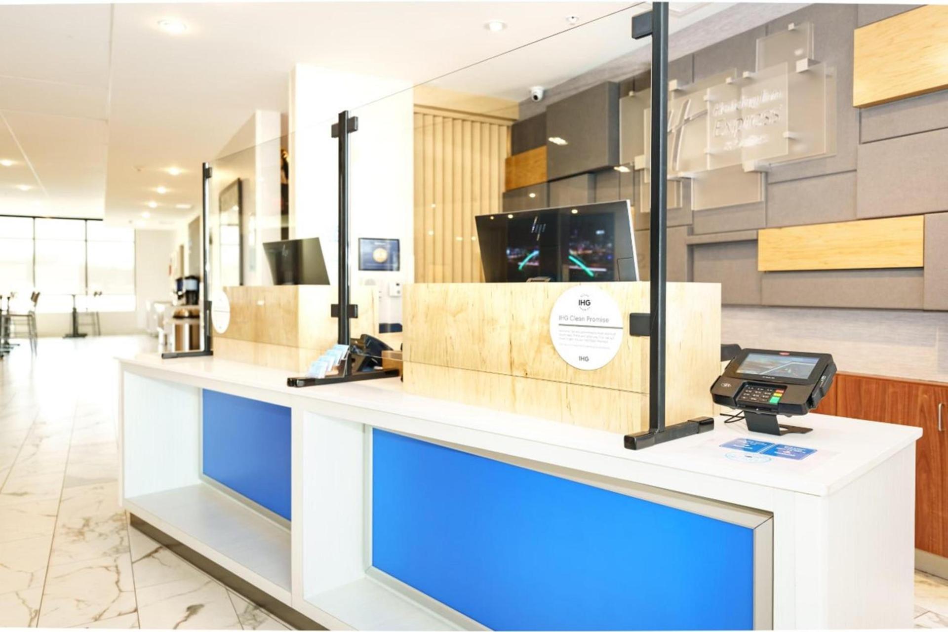 Holiday Inn Express & Suites Franklin - Berry Farms by IHG photo 8