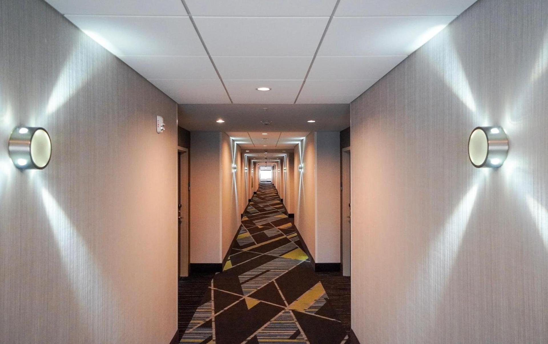 Holiday Inn Express & Suites Franklin - Berry Farms by IHG photo 11