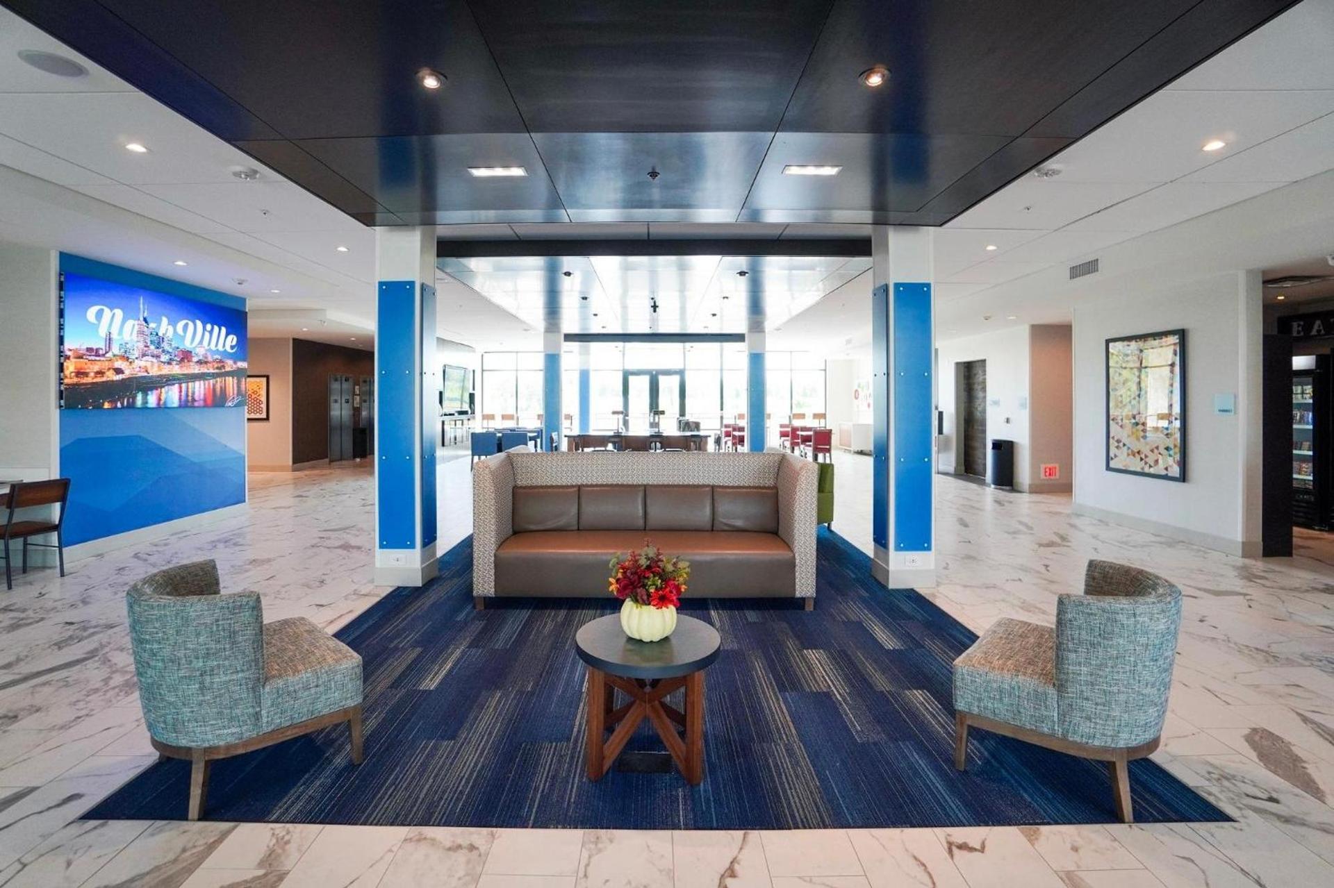 Holiday Inn Express & Suites Franklin - Berry Farms by IHG photo 43