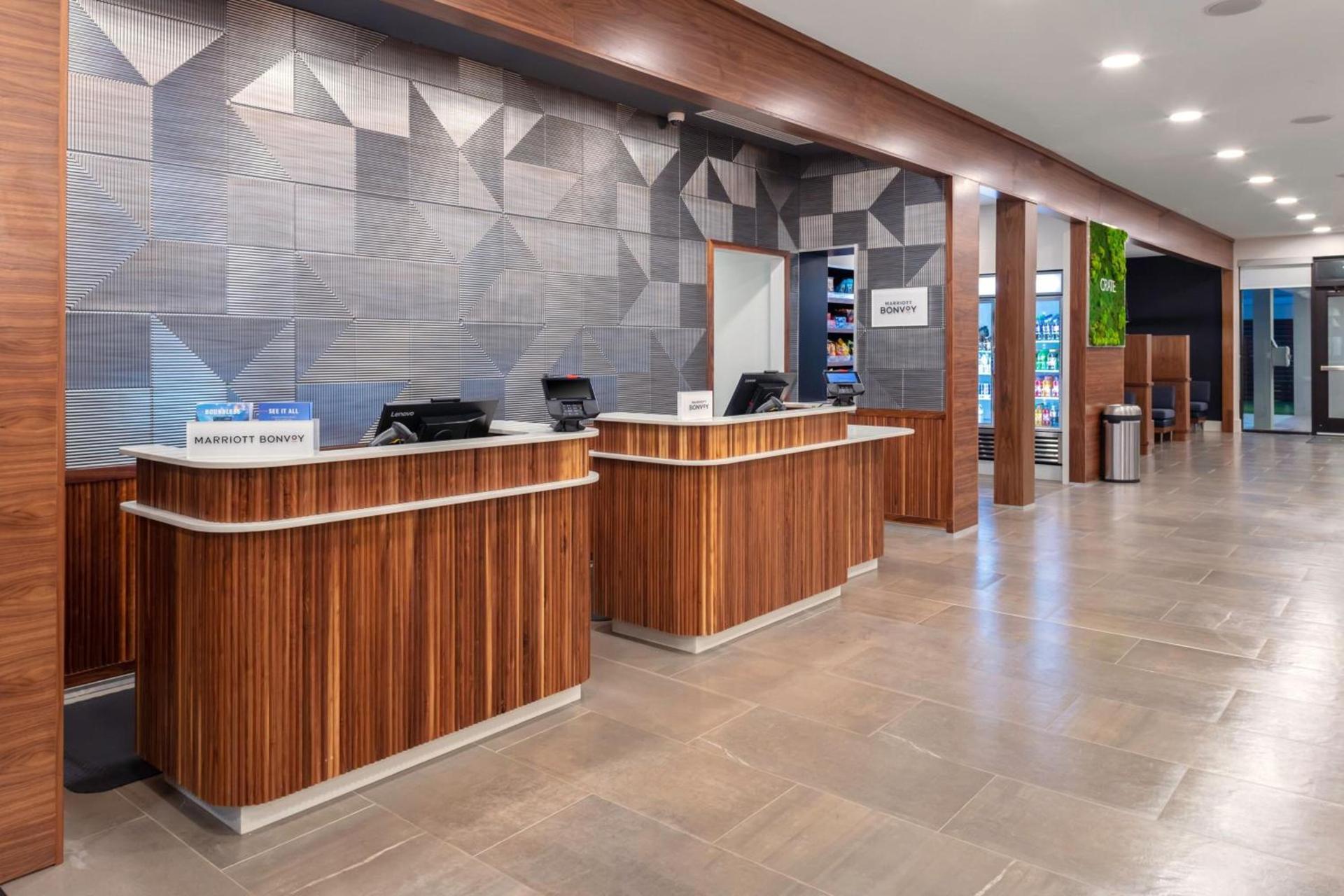 Courtyard by Marriott Memphis East Galleria photo 3