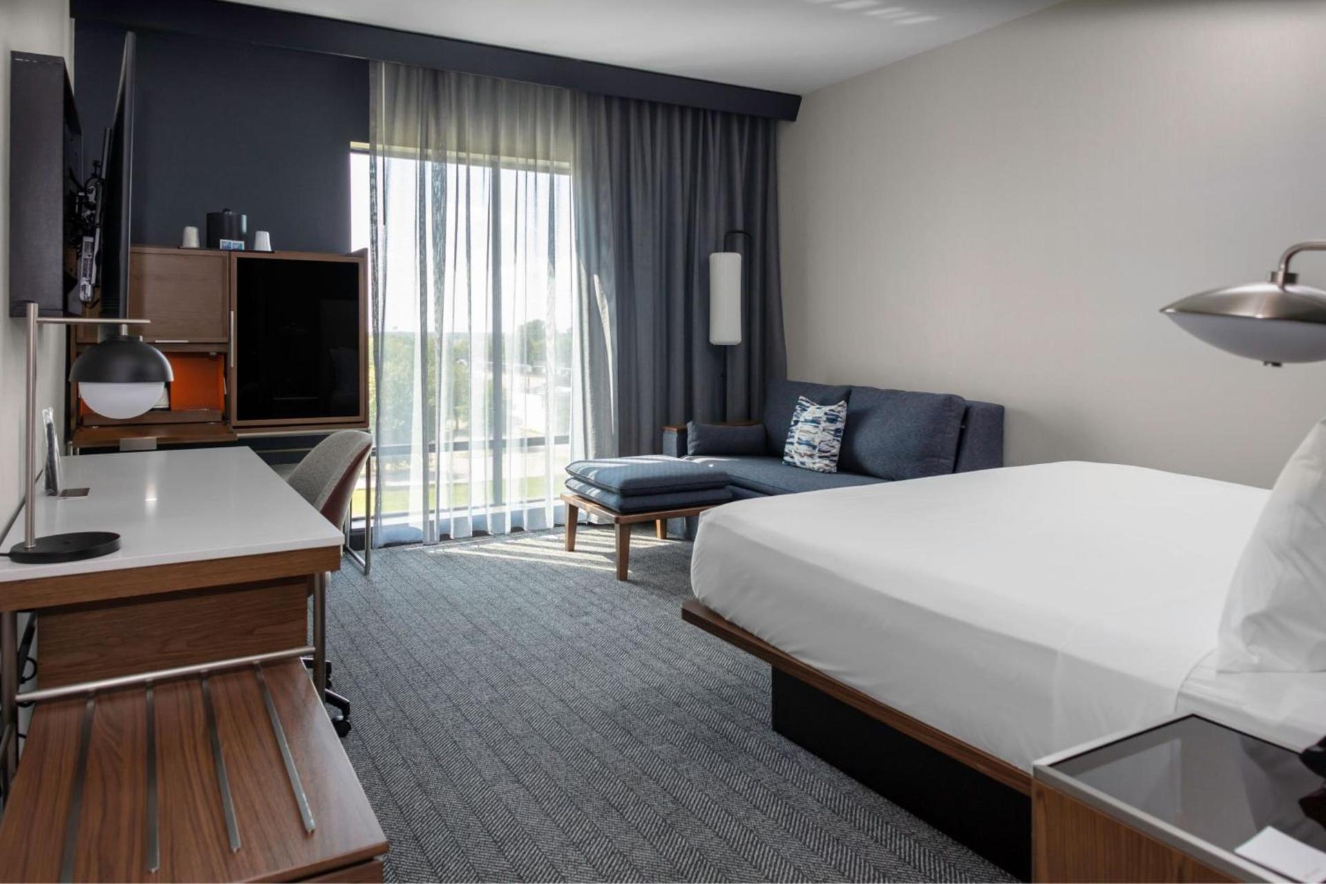 Courtyard by Marriott Memphis East Galleria photo 6