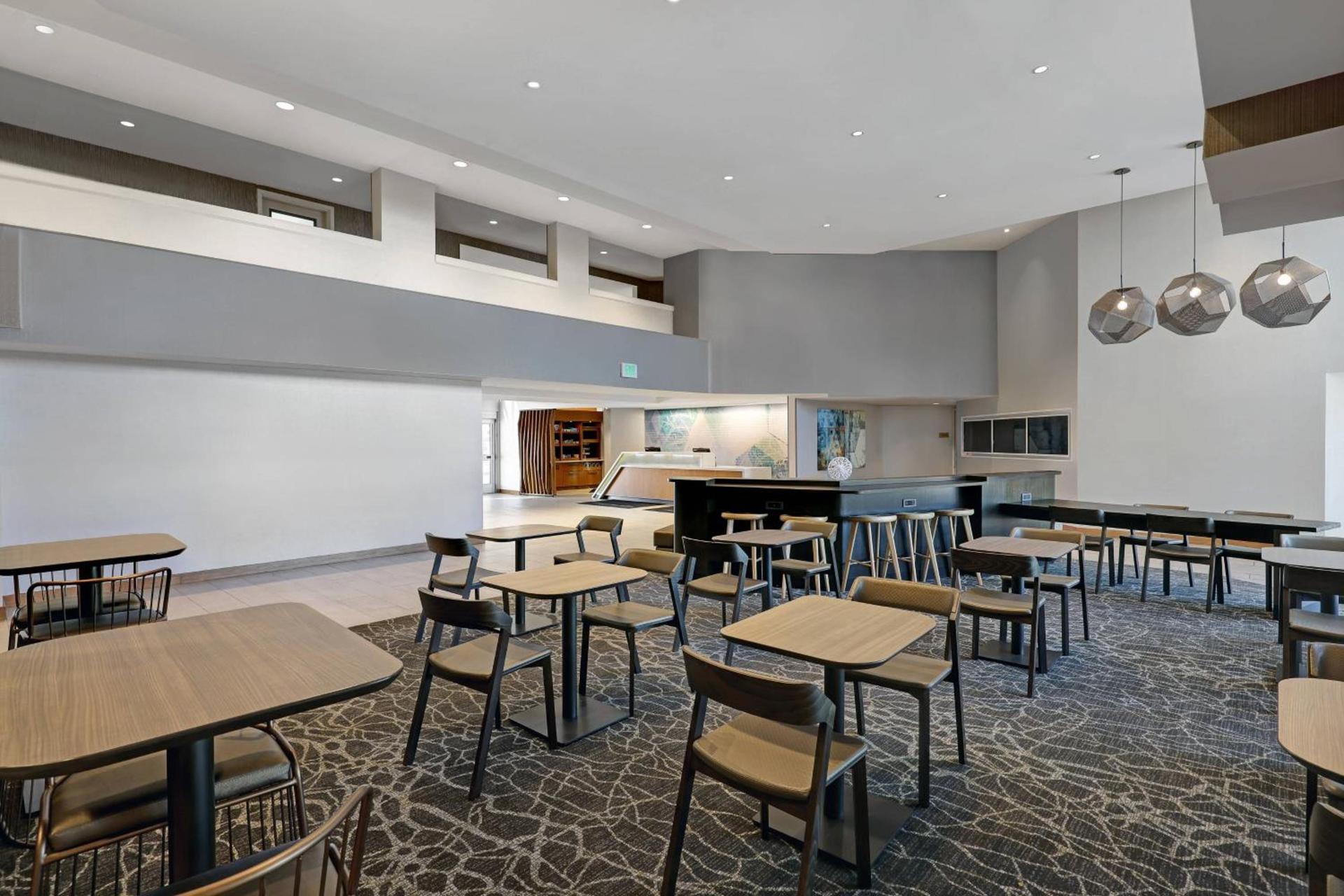 SpringHill Suites by Marriott Palm Desert photo 28