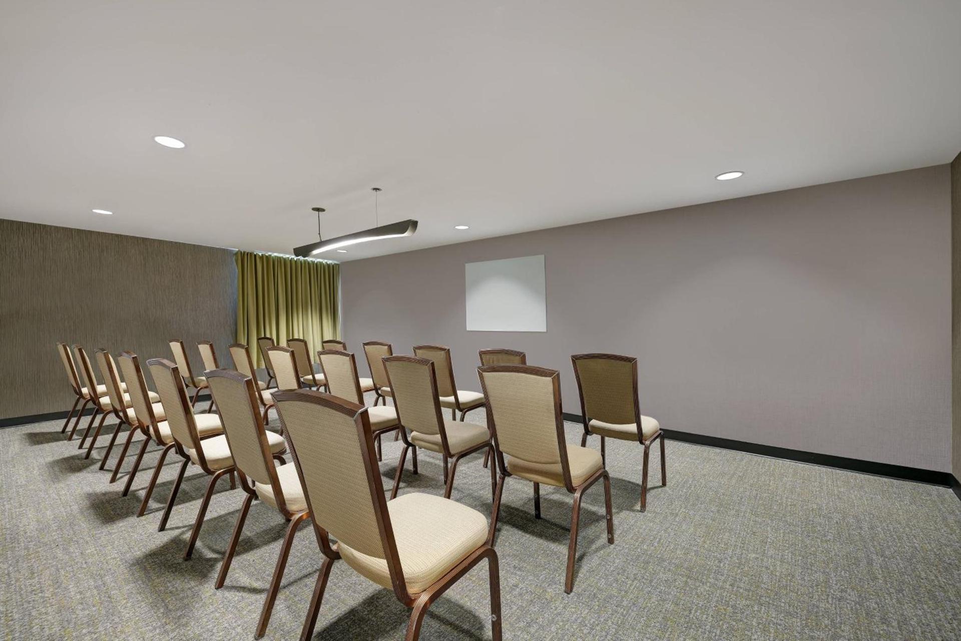 SpringHill Suites by Marriott Palm Desert photo 34