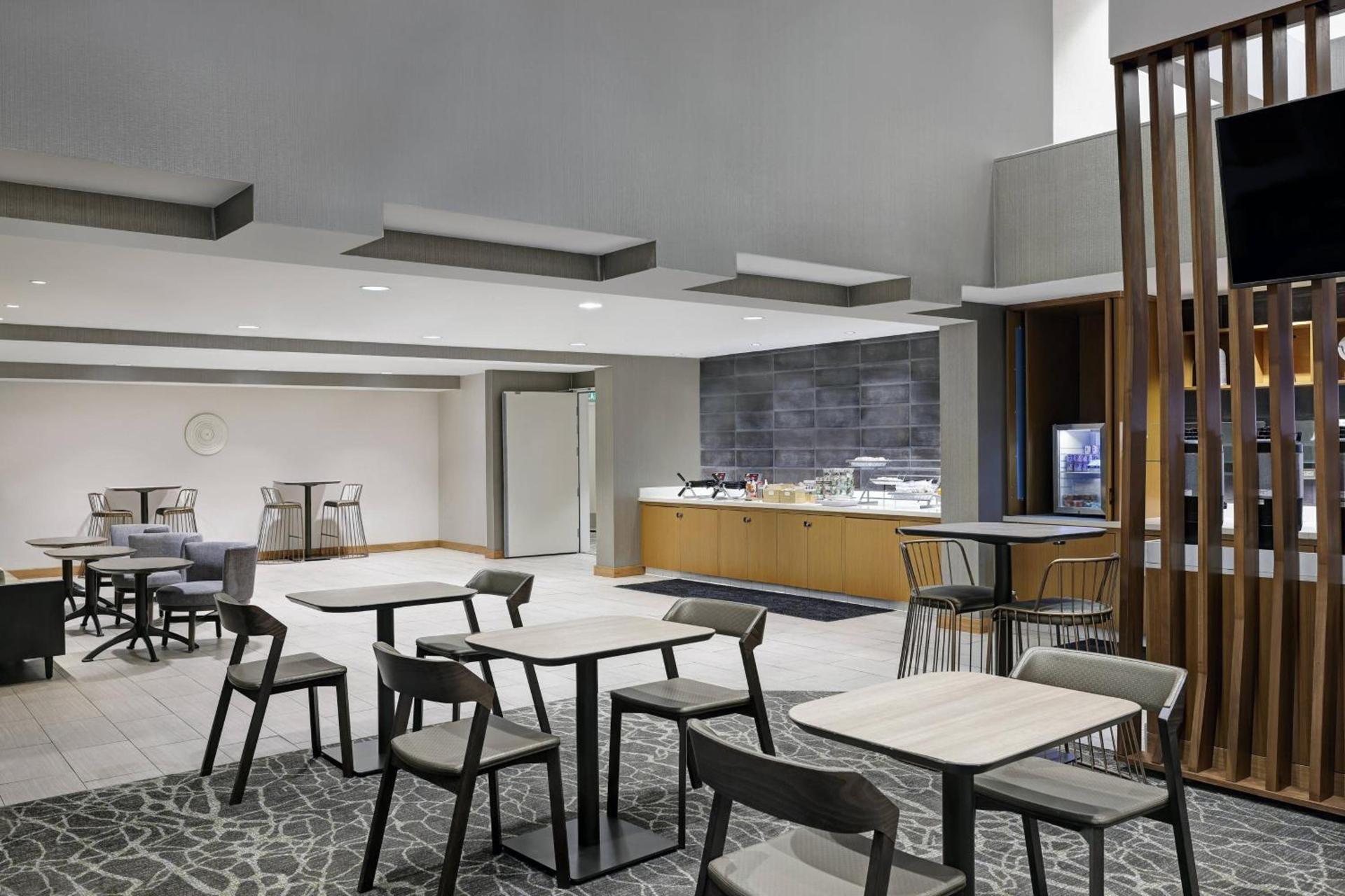 SpringHill Suites by Marriott Palm Desert photo 27