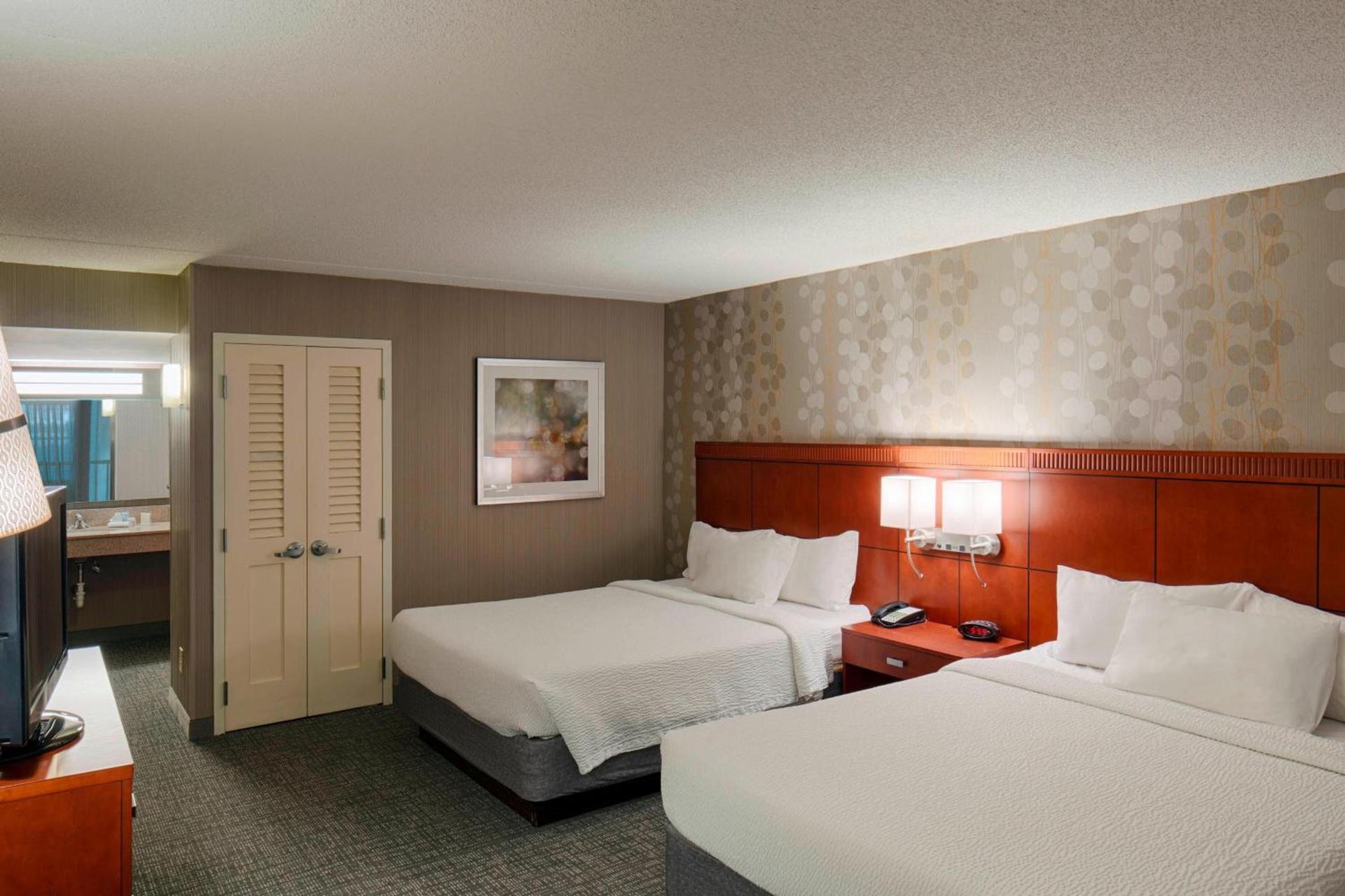 Courtyard by Marriott Columbus West/Hilliard photo 4