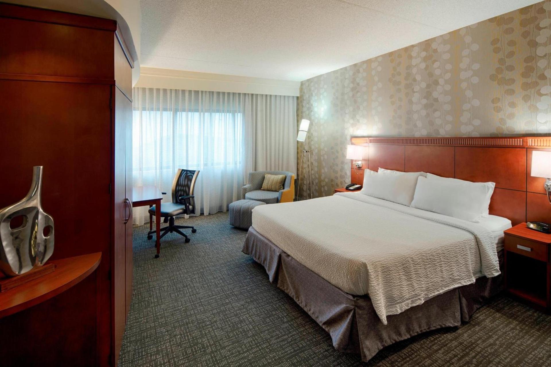Courtyard by Marriott Columbus West/Hilliard photo 5