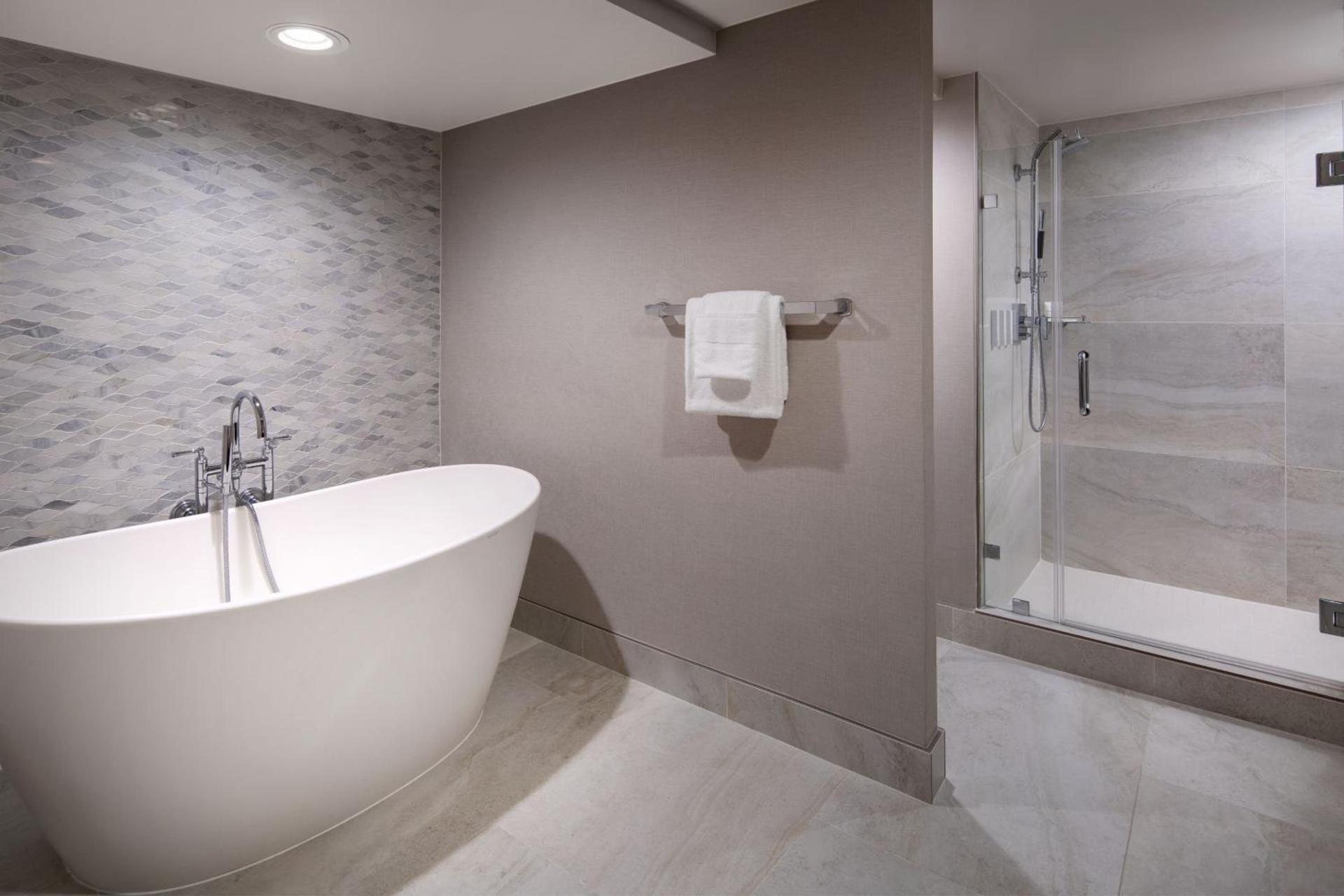 Monterey Marriott photo 37
