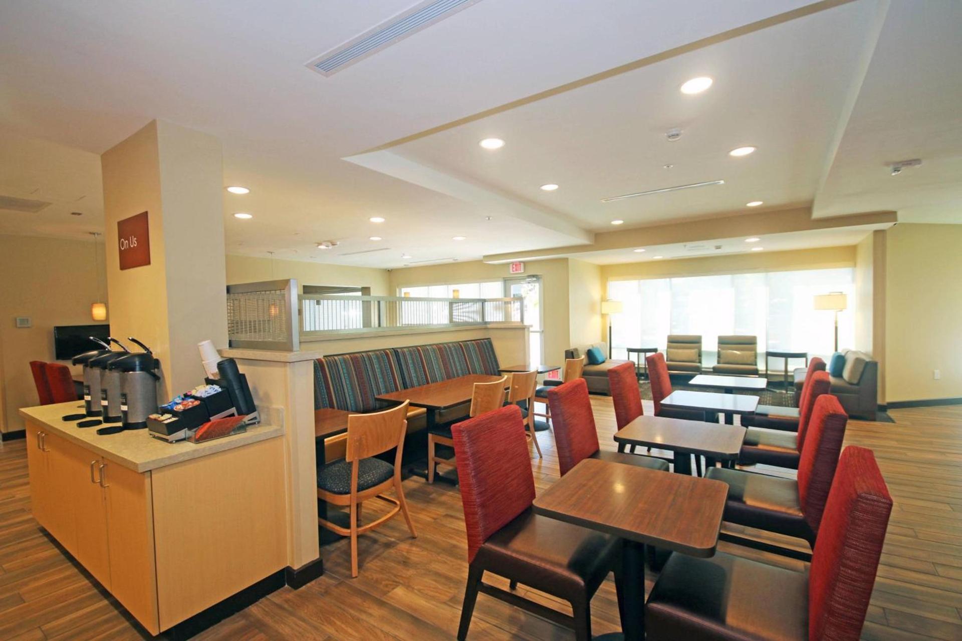 TownePlace Suites by Marriott Charleston-North Charleston photo 15