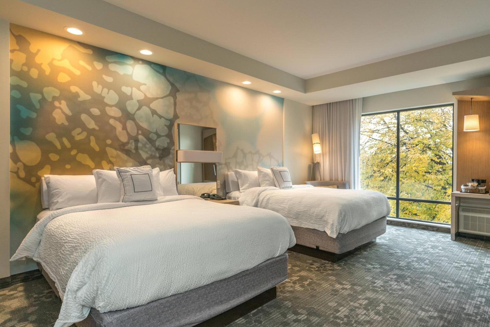 Courtyard by Marriott West Springfield photo 6