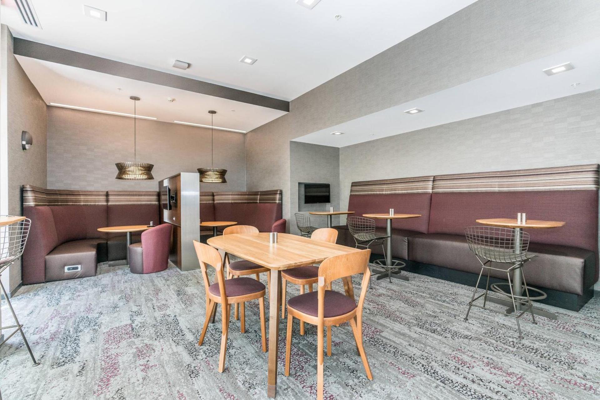 Courtyard by Marriott West Springfield photo 18