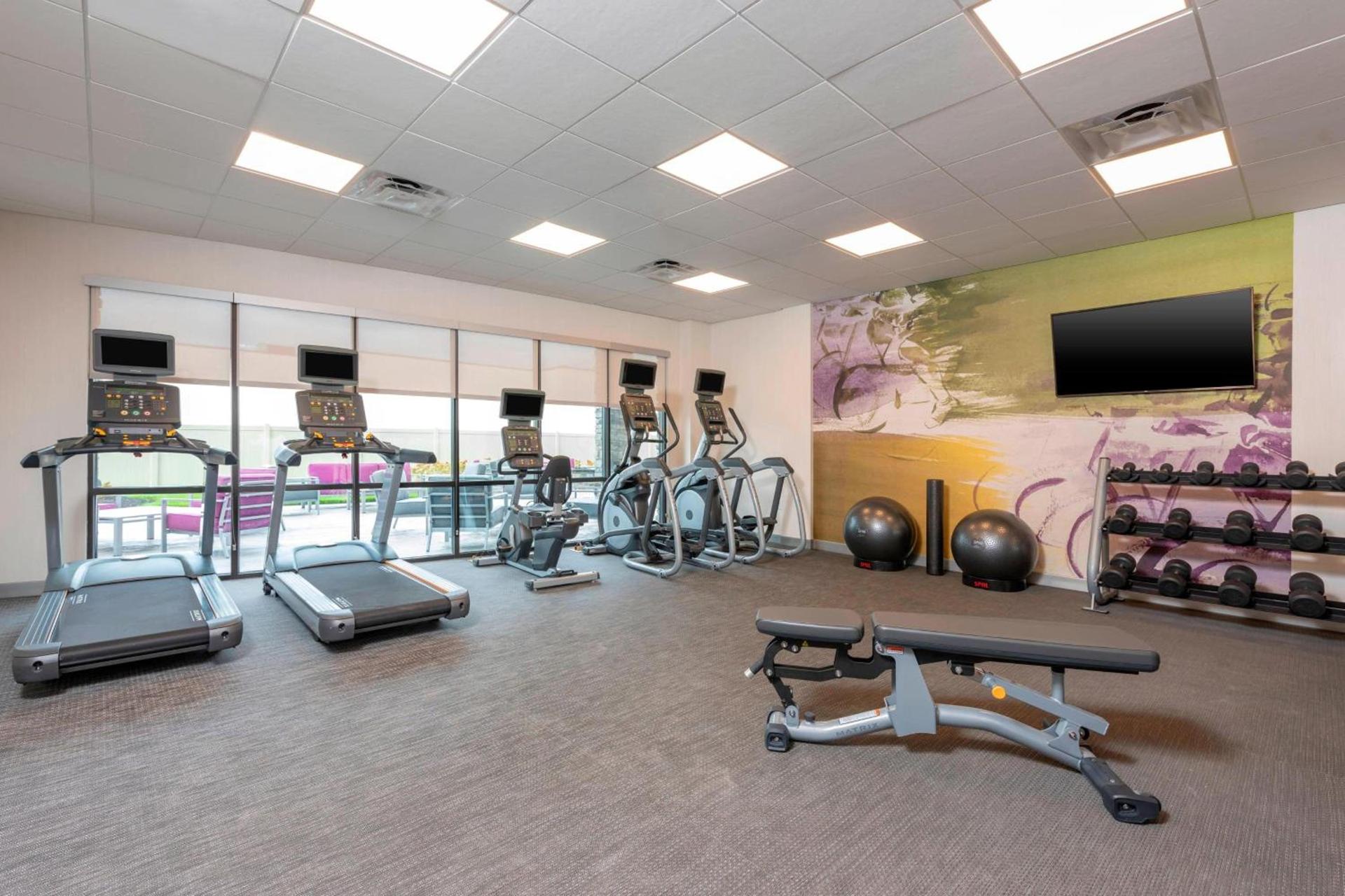 Courtyard by Marriott Cleveland Elyria photo 24