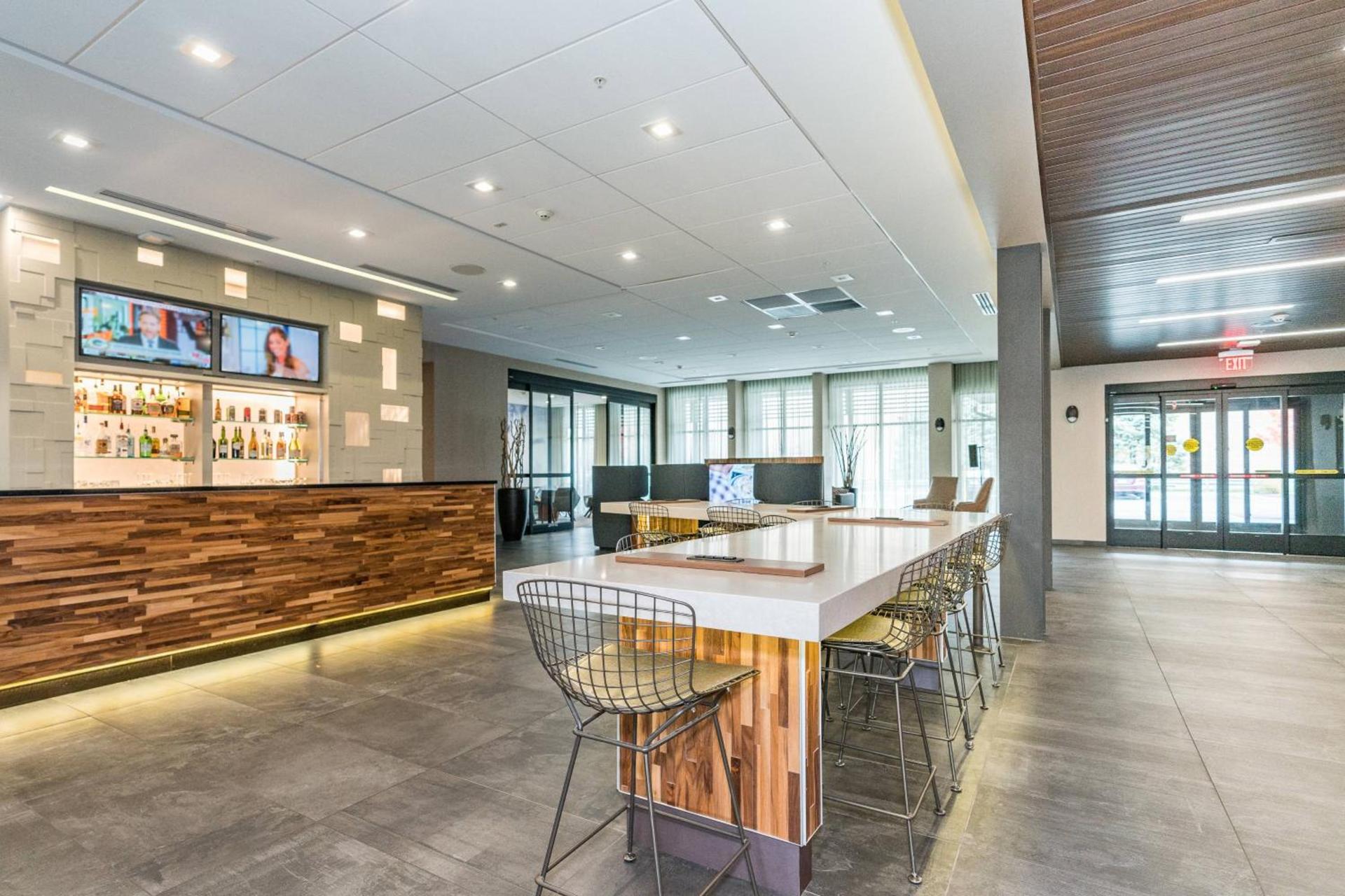 Courtyard by Marriott West Springfield photo 20