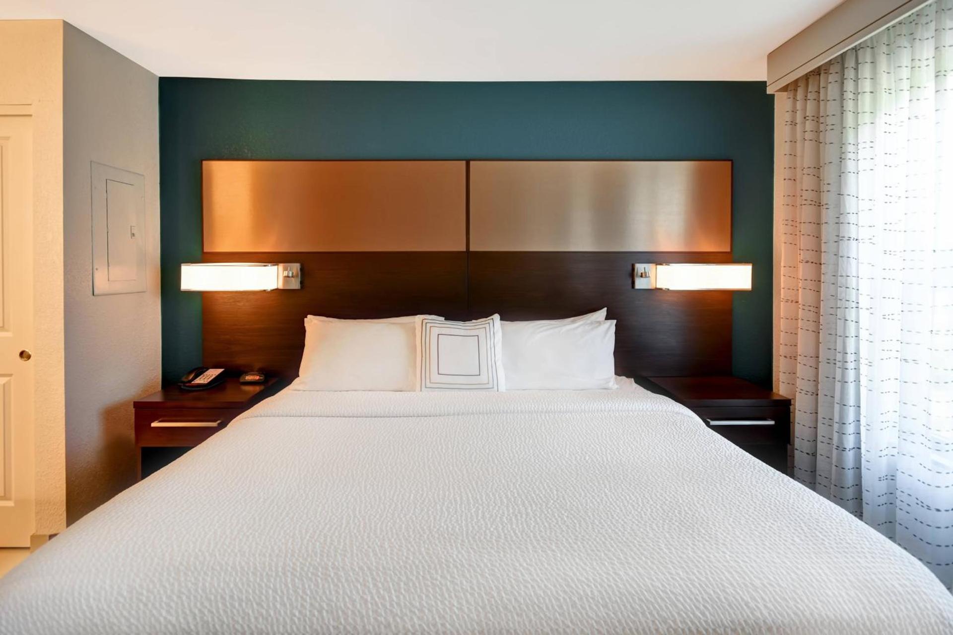 Residence Inn by Marriott Springfield Chicopee photo 11
