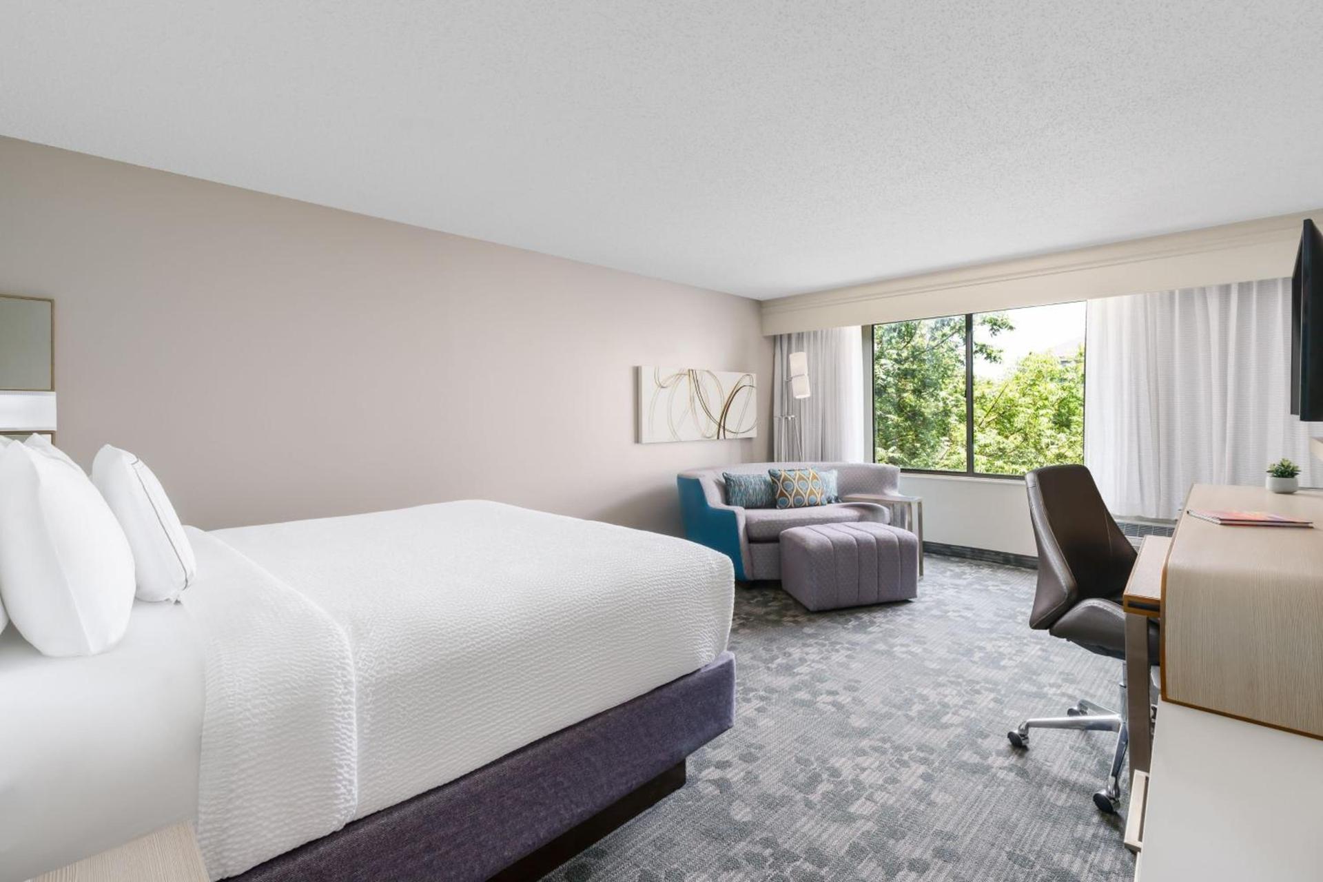 Courtyard by Marriott Dallas Lewisville photo 12