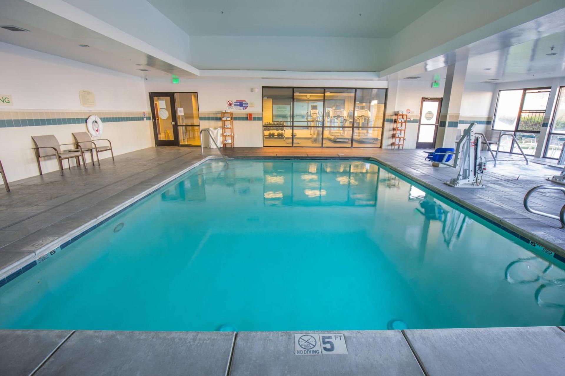 Courtyard by Marriott Merced photo 27