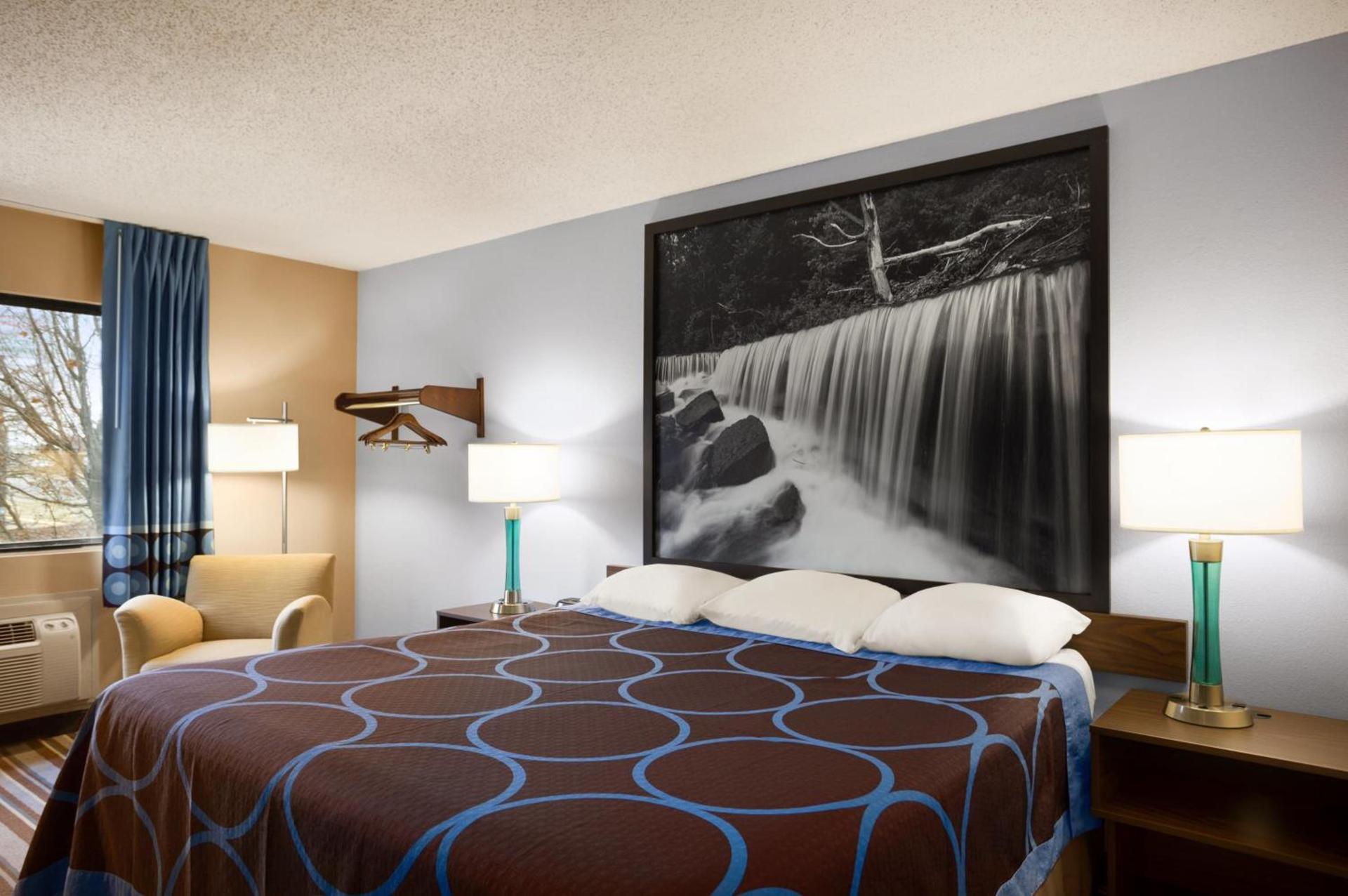 Americas Best Value Inn Pittsburg photo 14