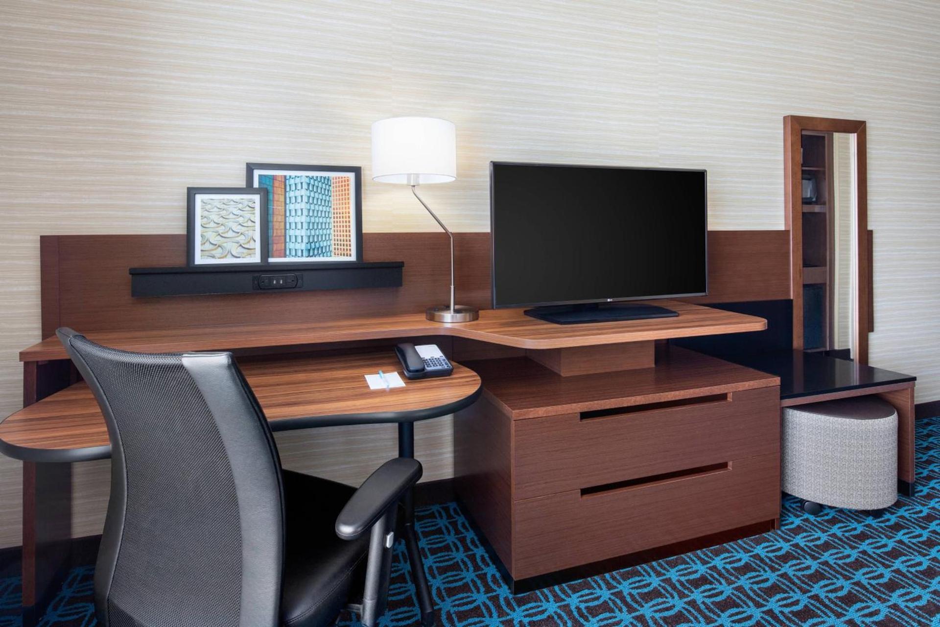 Fairfield Inn & Suites by Marriott Poplar Bluff photo 38