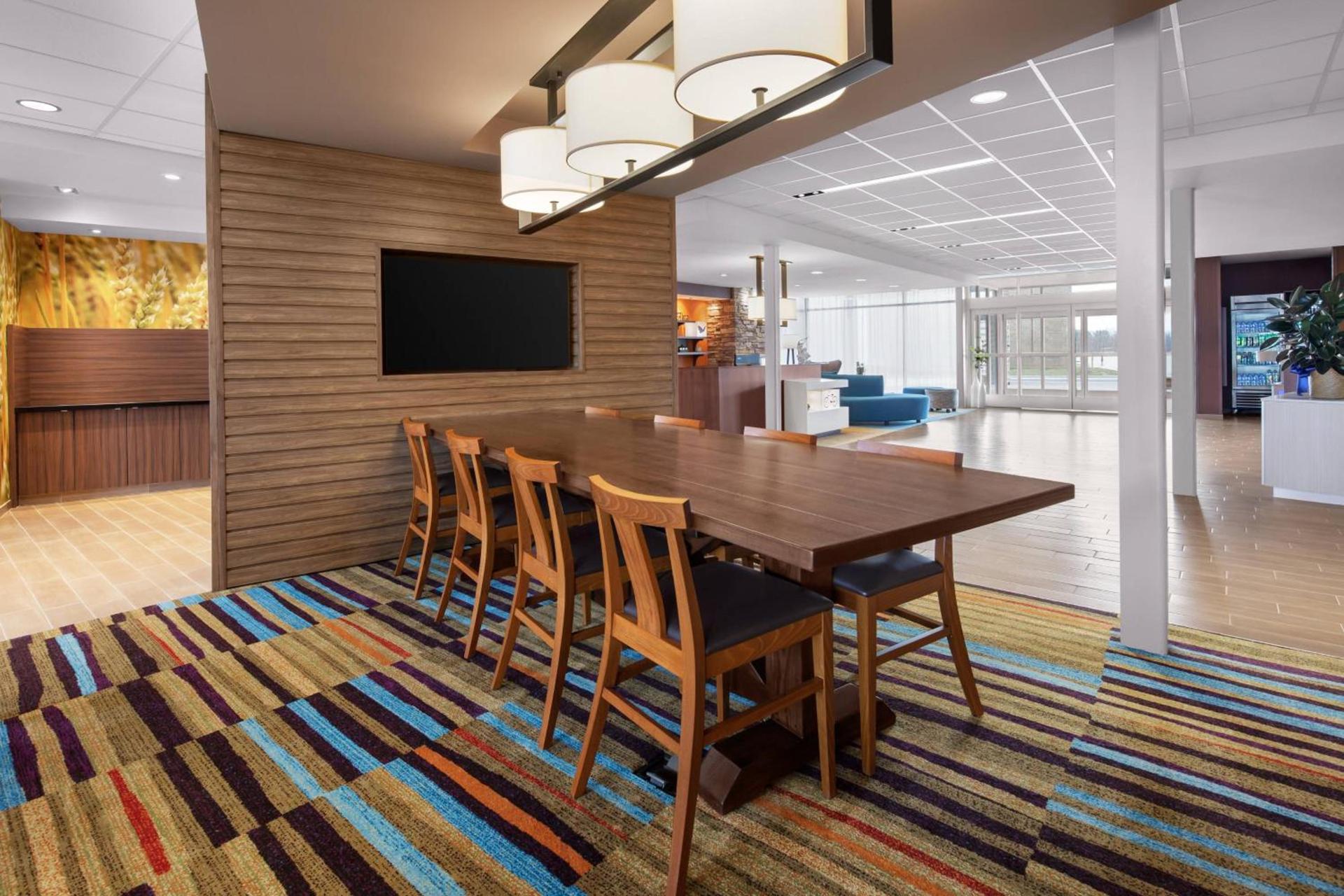 Fairfield Inn & Suites by Marriott Poplar Bluff photo 45