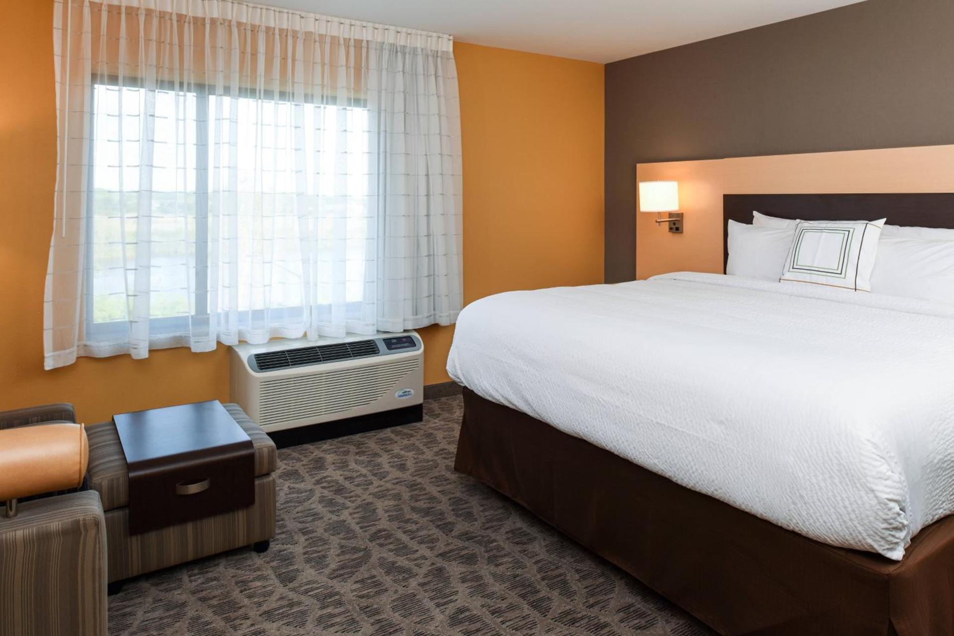TownePlace Suites by Marriott Detroit Commerce photo 10
