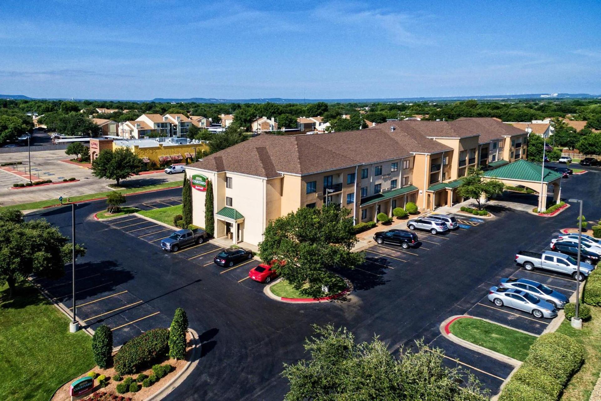 Courtyard by Marriott Abilene Southwest/Abilene Mall South photo 2