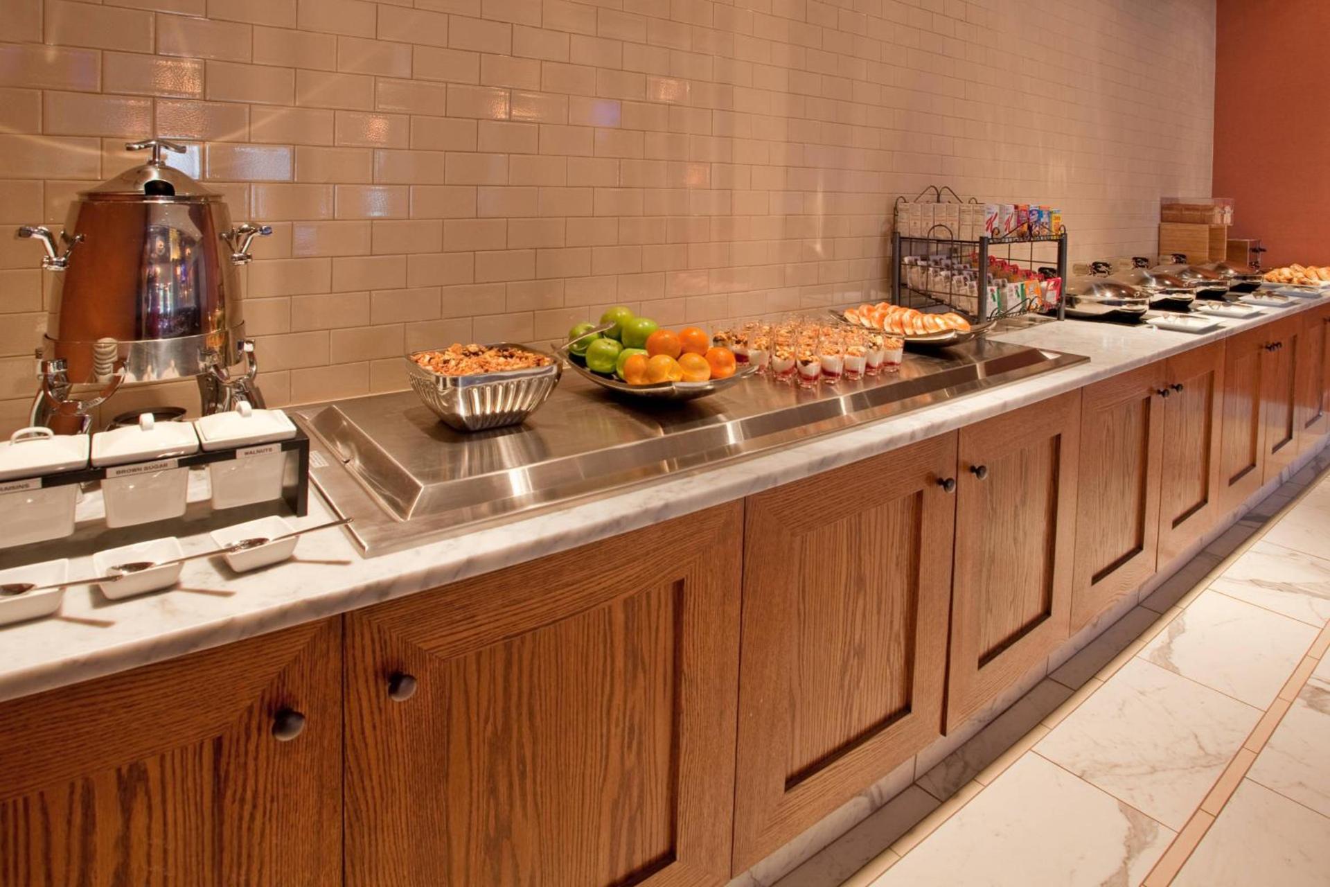 The Lincoln Marriott Cornhusker Hotel photo 40