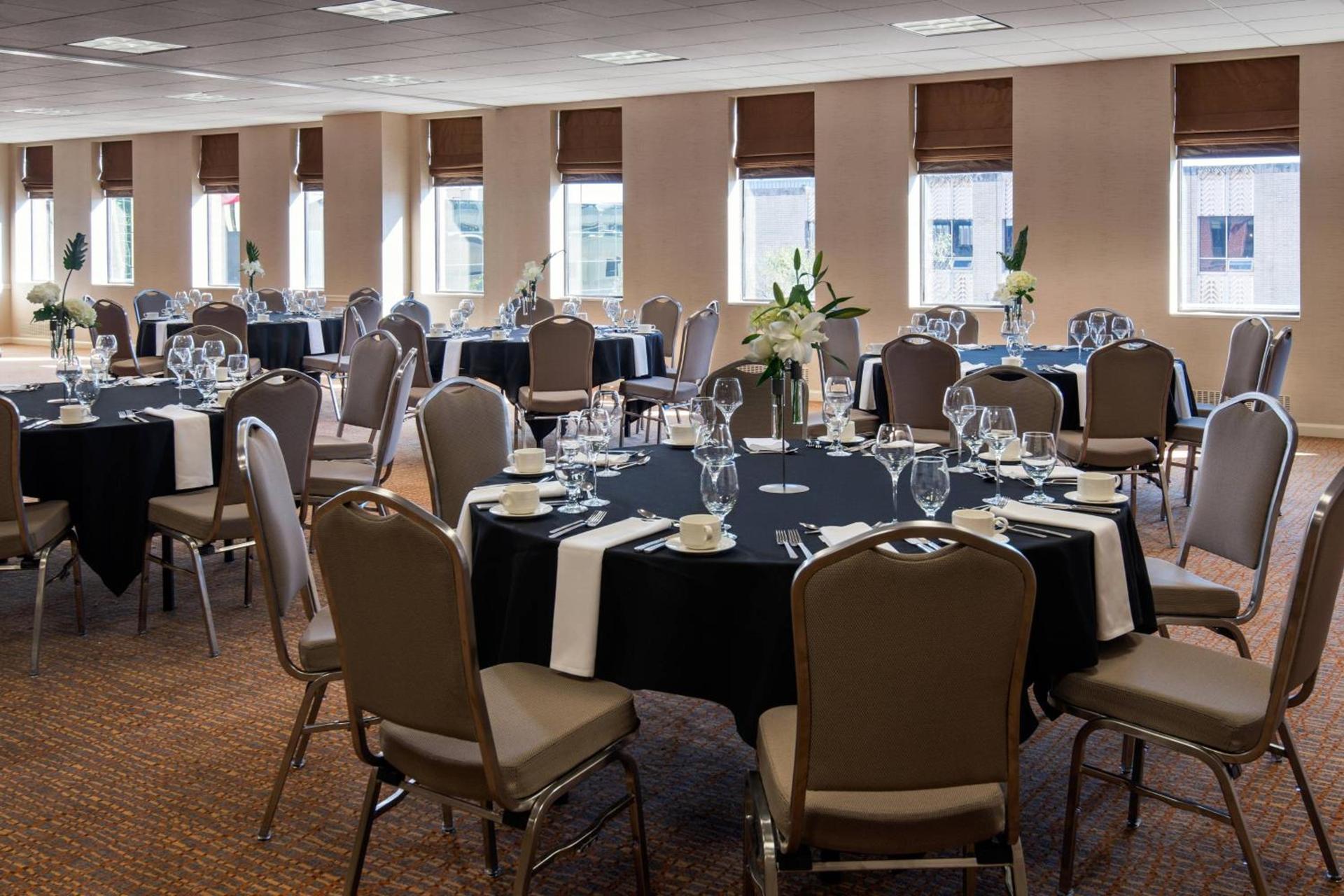 The Lincoln Marriott Cornhusker Hotel photo 45