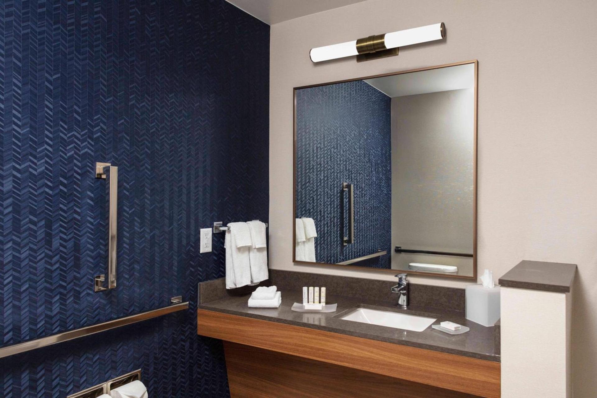 Fairfield by Marriott Inn & Suites Medford photo 10