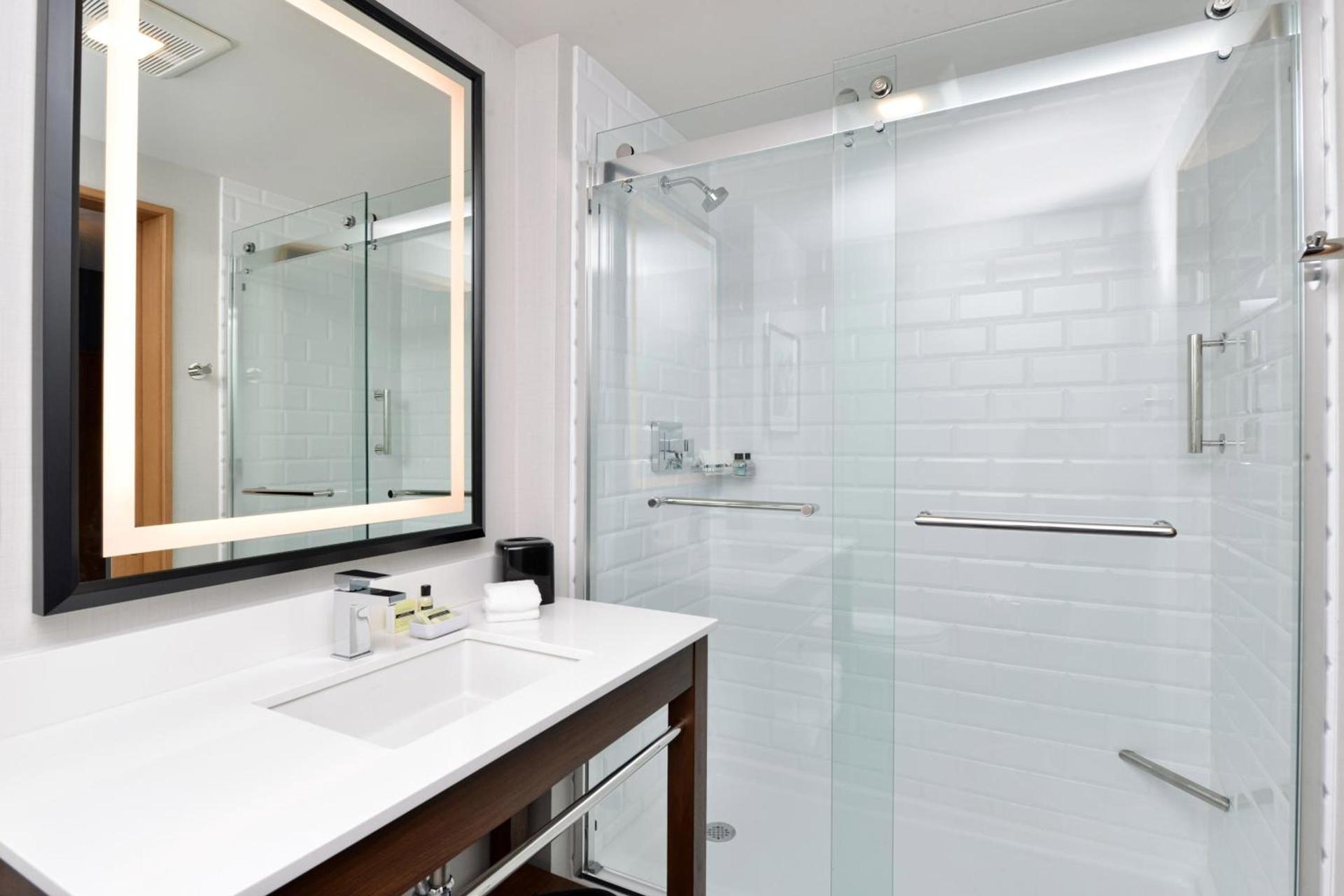 Four Points by Sheraton Kansas City Olathe photo 8