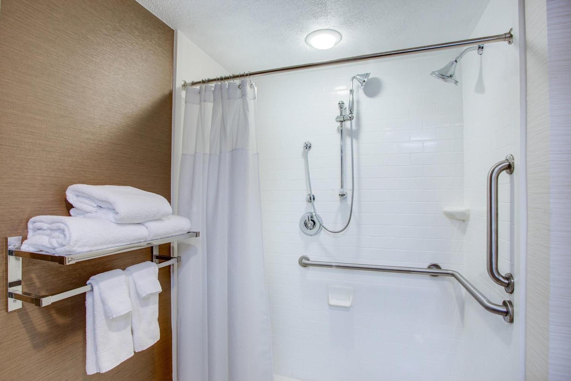 Fairfield Inn by Marriott Burlington Williston photo 20