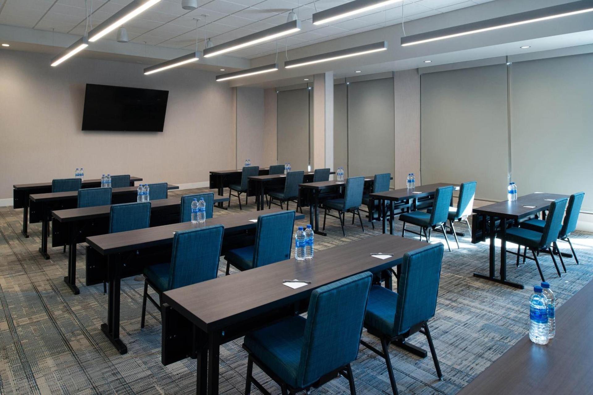 Four Points by Sheraton Kansas City Olathe photo 17