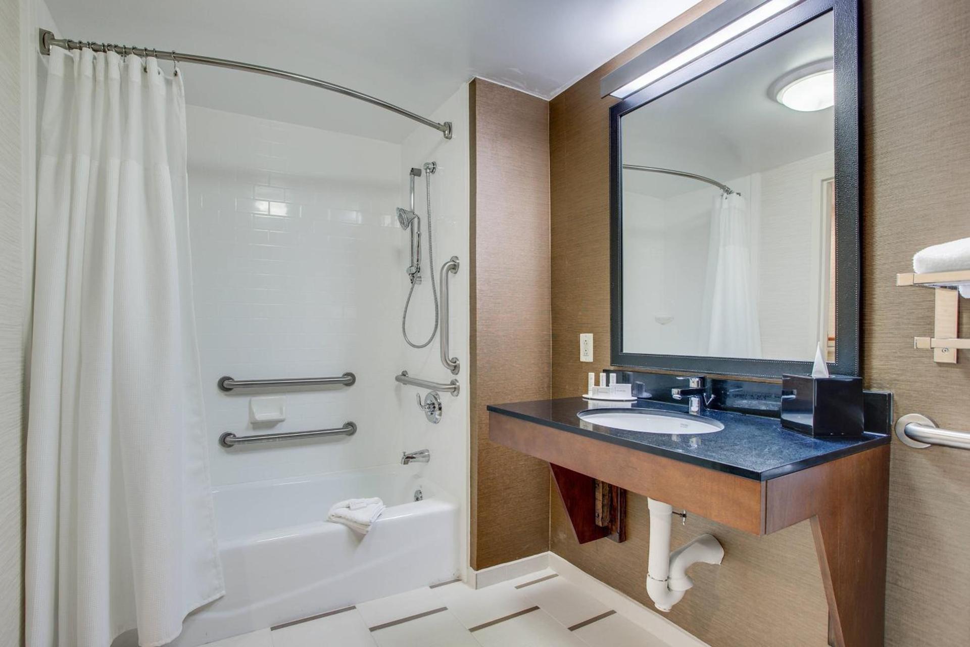 Fairfield Inn by Marriott Burlington Williston photo 21