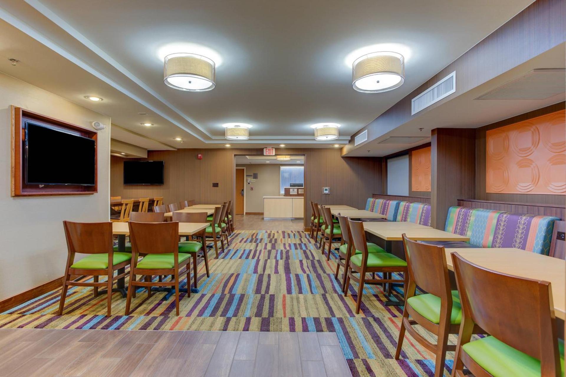Fairfield Inn by Marriott Burlington Williston photo 25