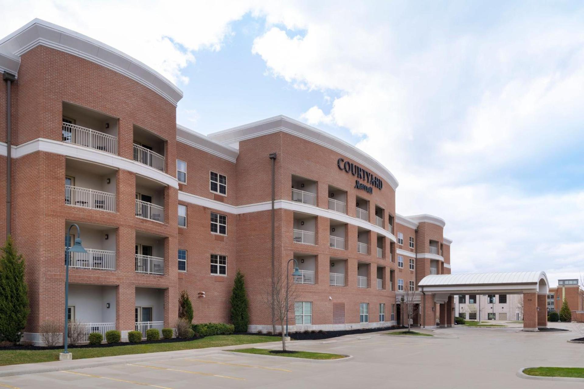 Courtyard by Marriott Columbus New Albany photo 1