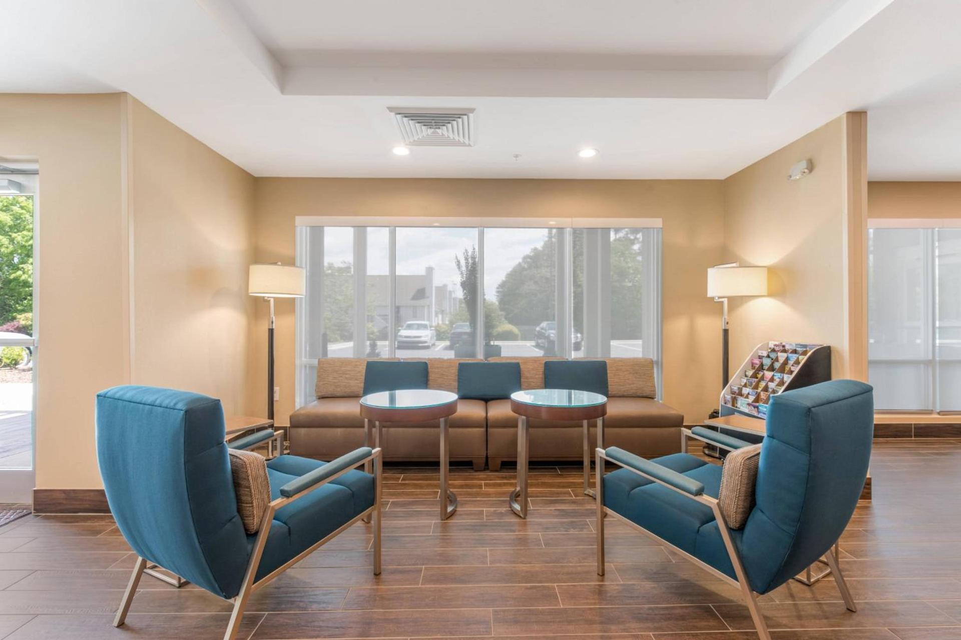 TownePlace Suites by Marriott Greensboro Coliseum Area photo 6