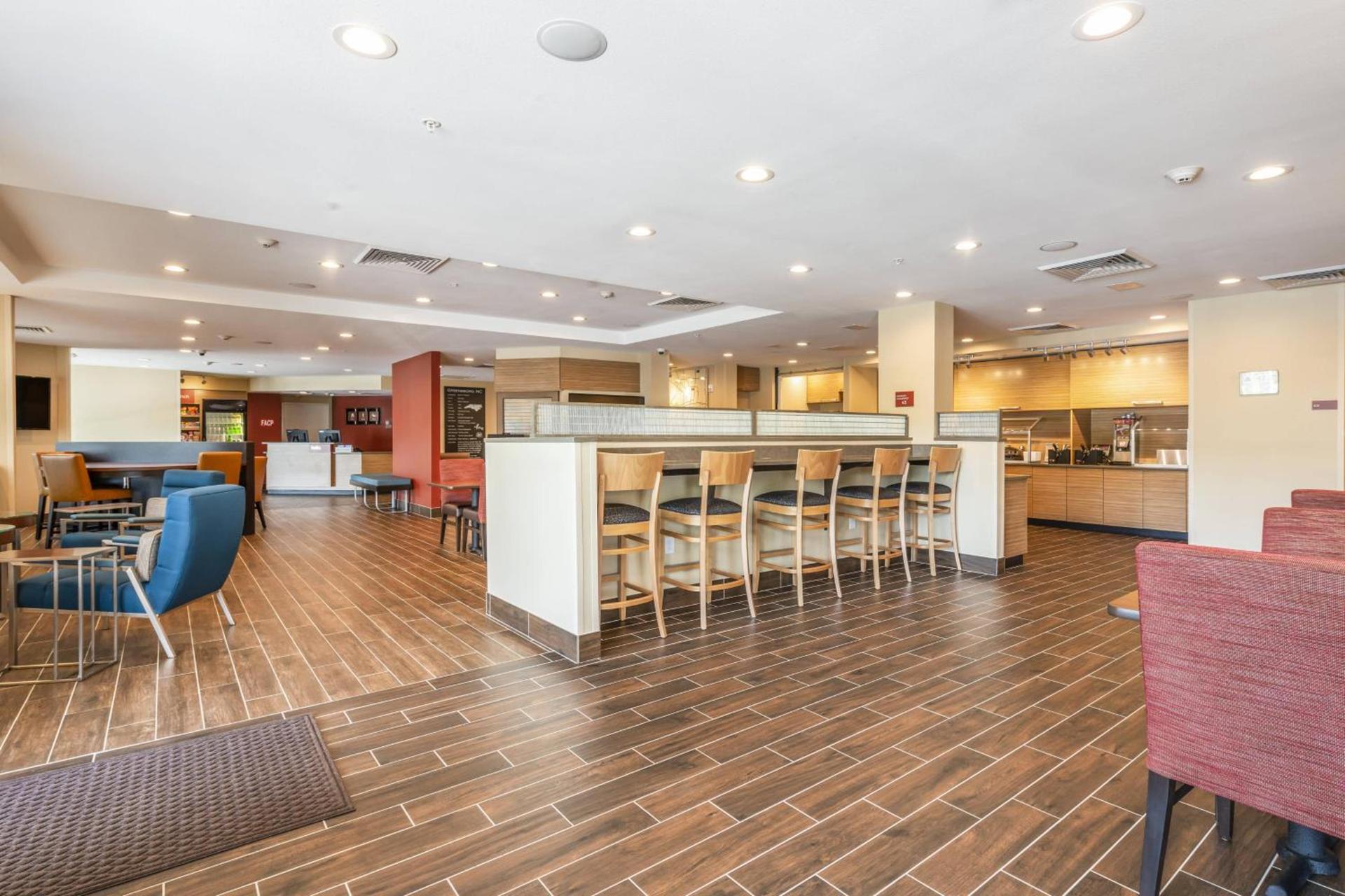 TownePlace Suites by Marriott Greensboro Coliseum Area photo 18