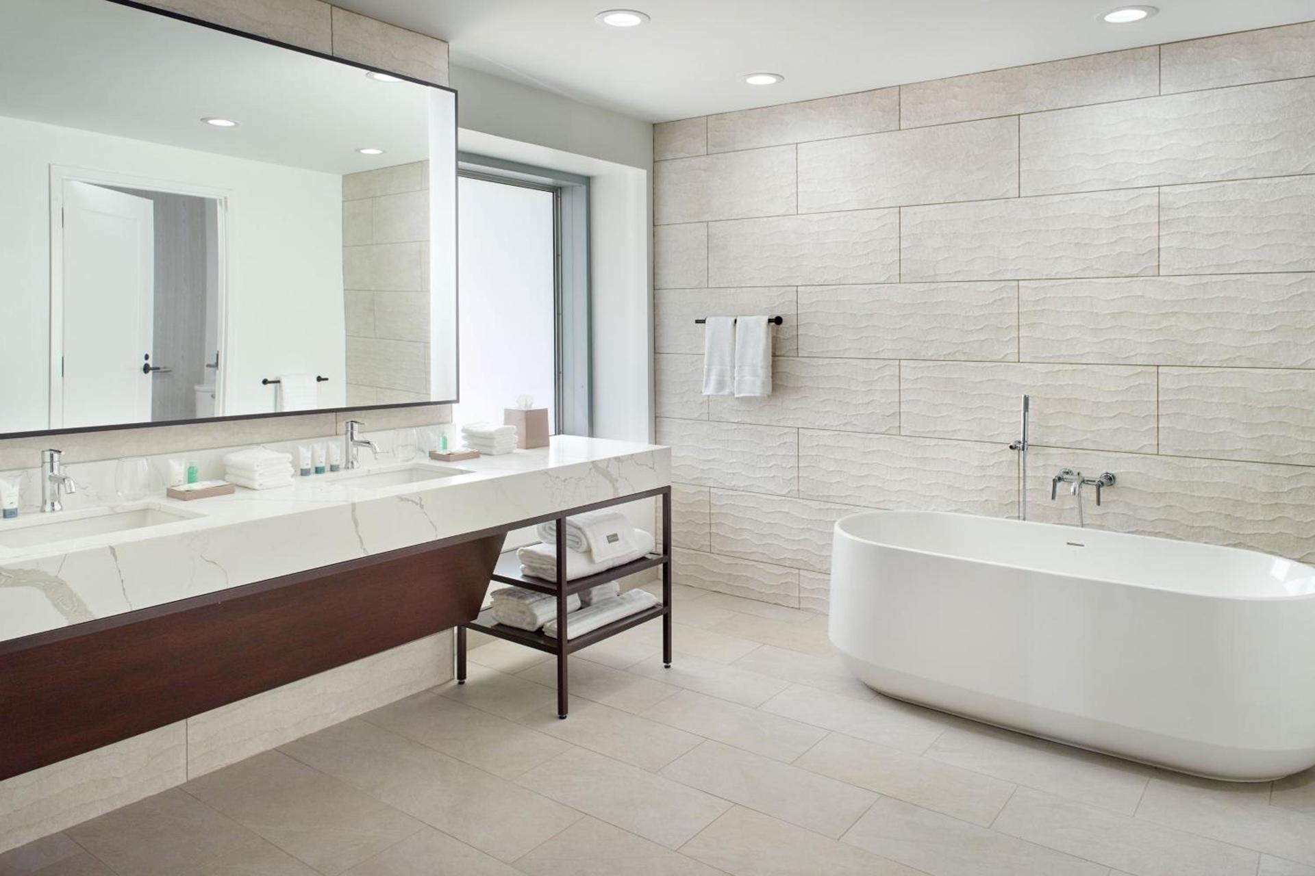 The Westin Charlotte photo 40