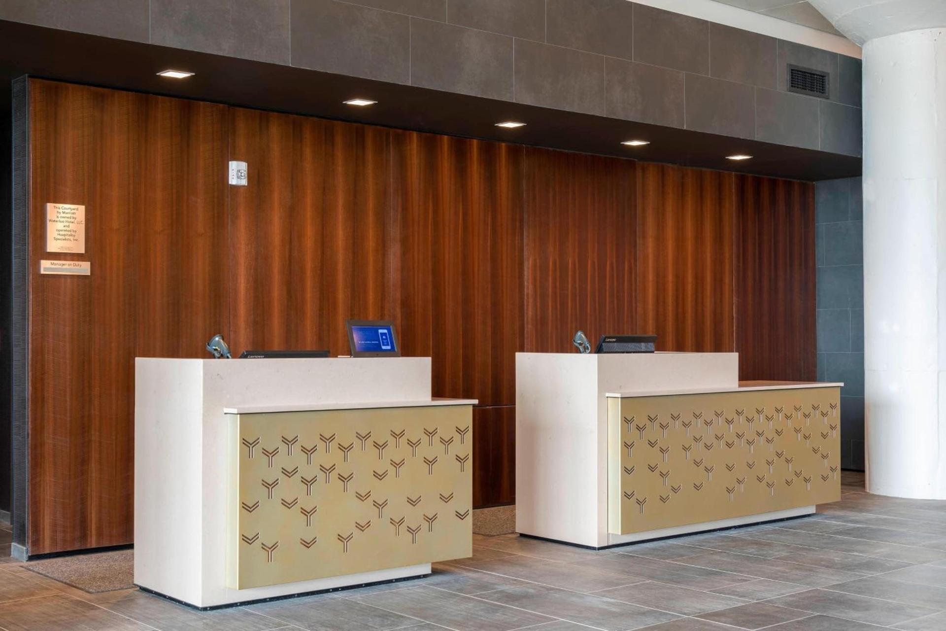 Courtyard by Marriott Waterloo Cedar Falls photo 3