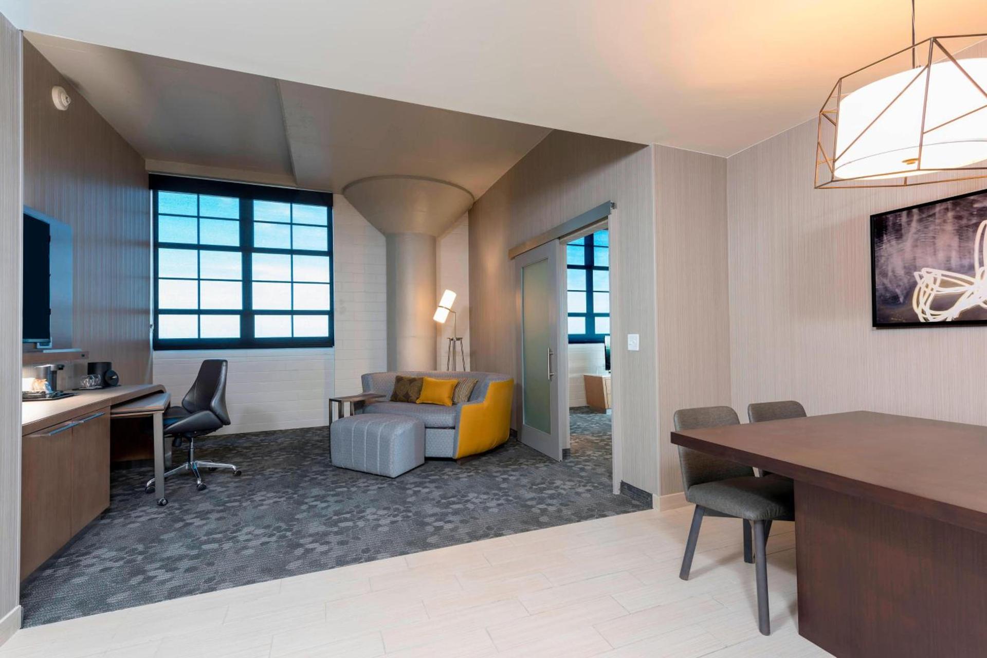 Courtyard by Marriott Waterloo Cedar Falls photo 16