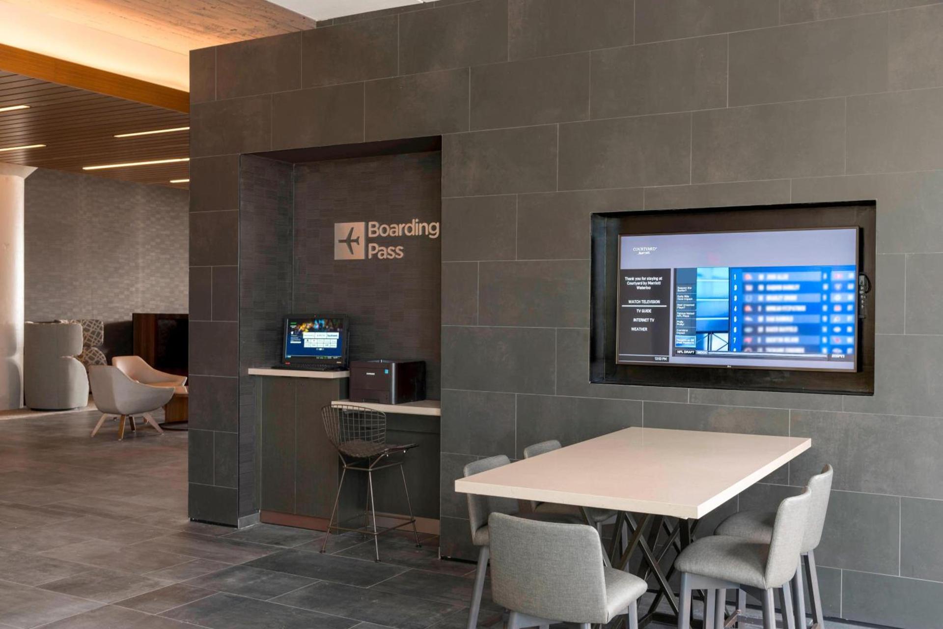 Courtyard by Marriott Waterloo Cedar Falls photo 20