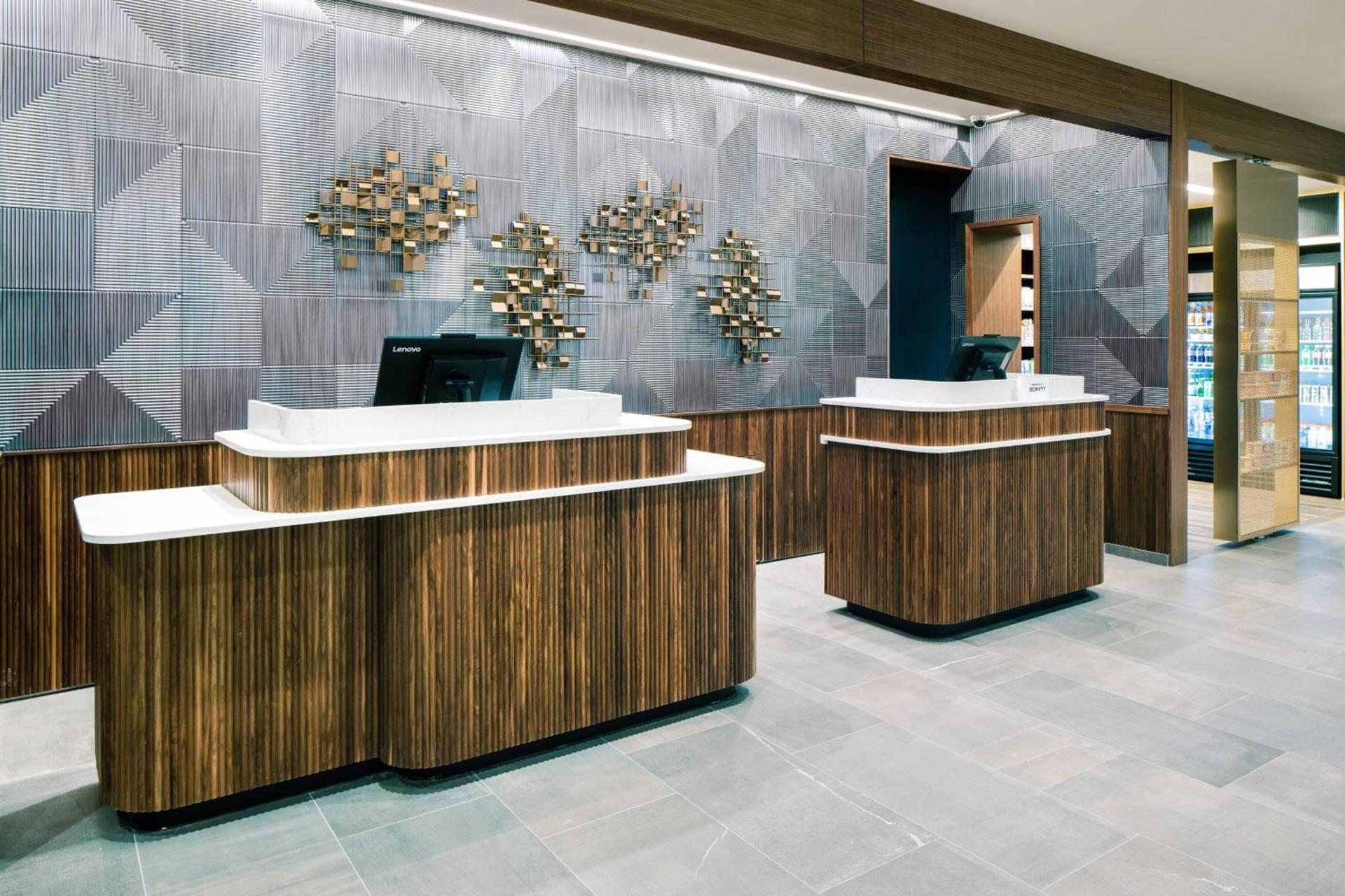 Courtyard by Marriott Jefferson City photo 4